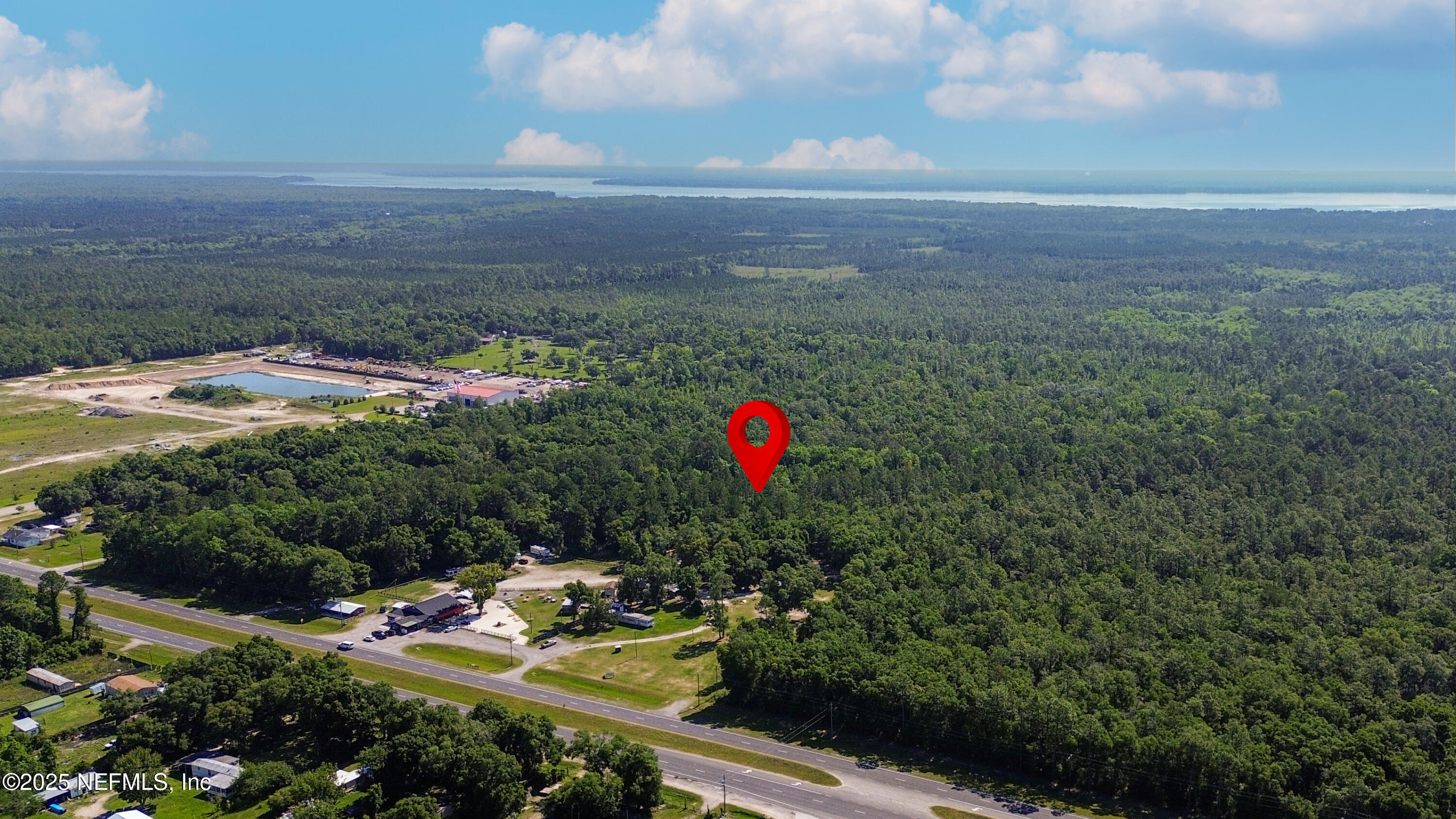 6043 US HIGHWAY 17