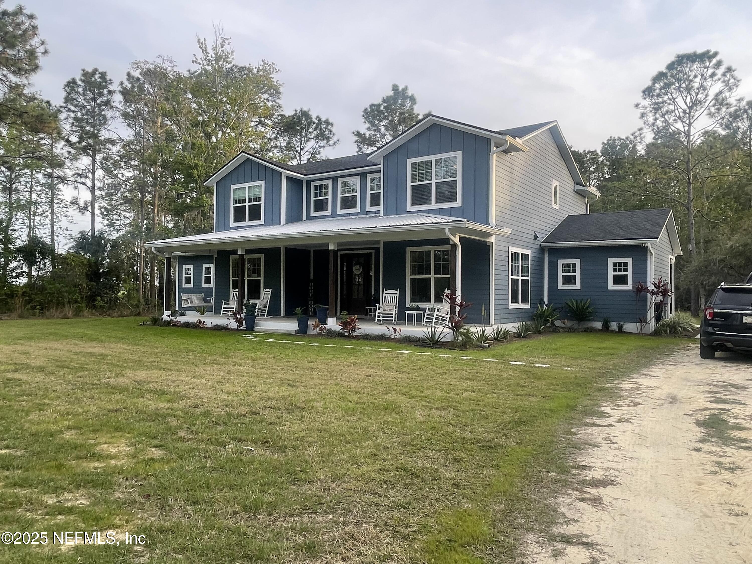 104 W GRANDVIEW Drive