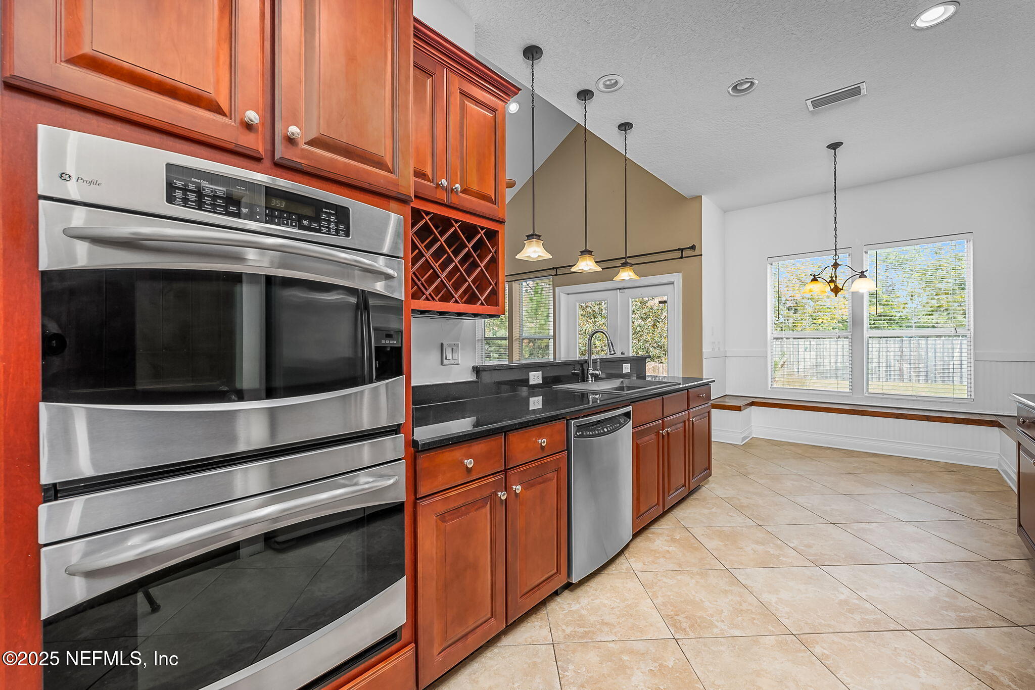 924 S GARDEN LAKE Drive