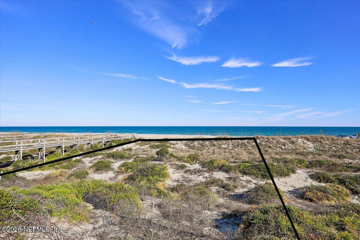 1962 S FLETCHER Avenue