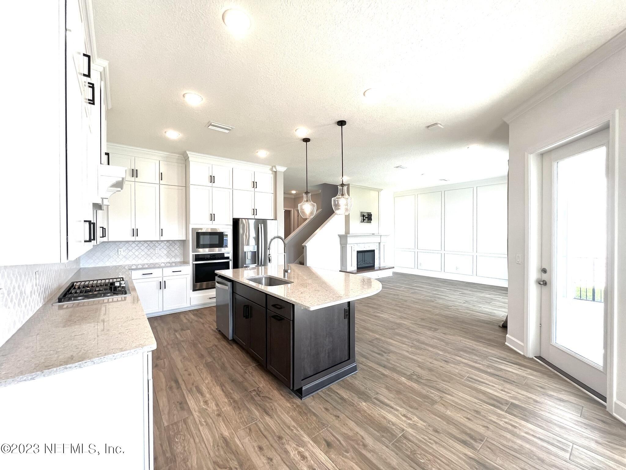 Ponte Vedra, Florida 32081, United States, 5 Bedrooms Bedrooms, ,3 BathroomsBathrooms,Residential,Active,64427