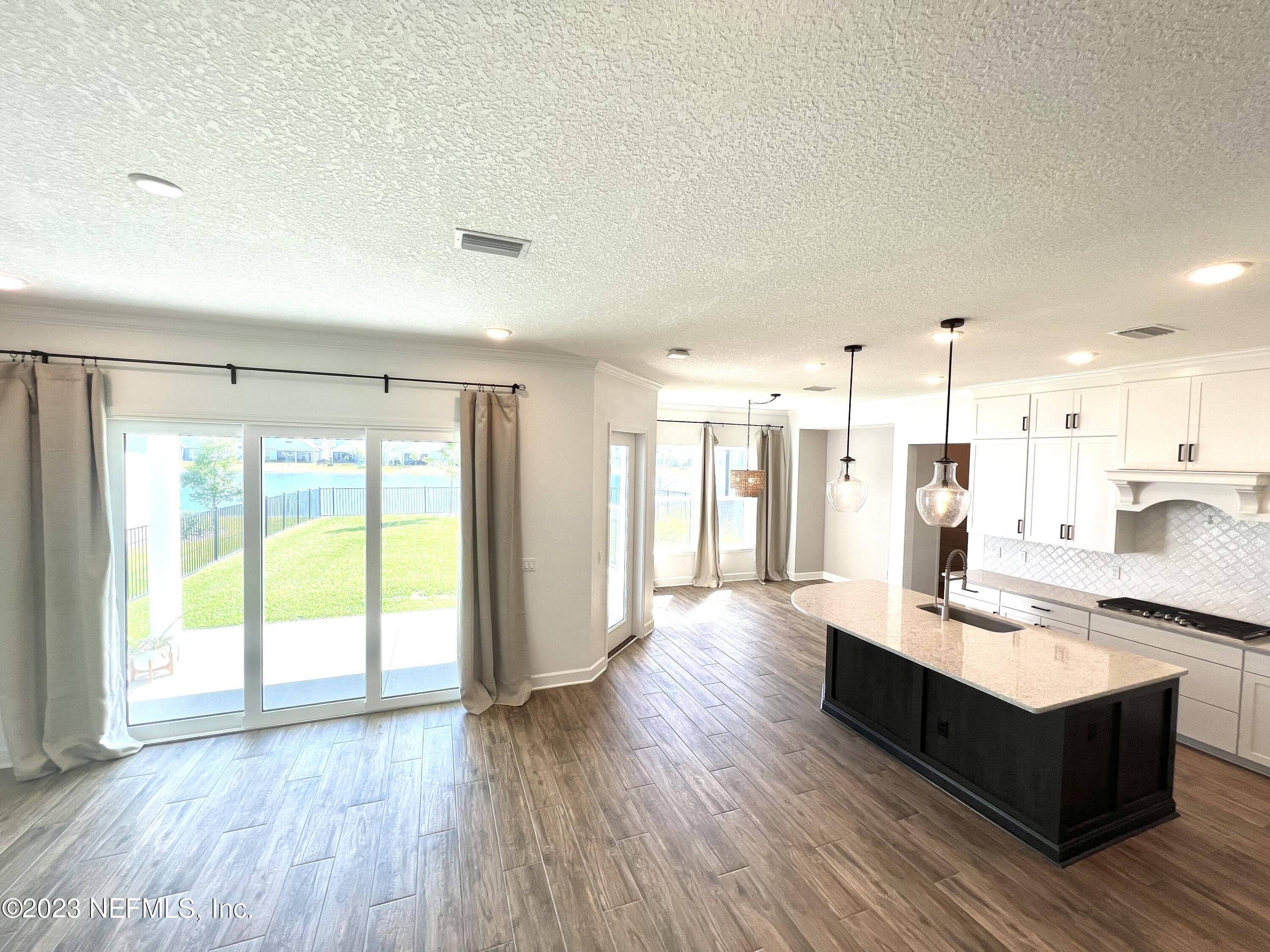 Ponte Vedra, Florida 32081, United States, 5 Bedrooms Bedrooms, ,3 BathroomsBathrooms,Residential,Active,64427