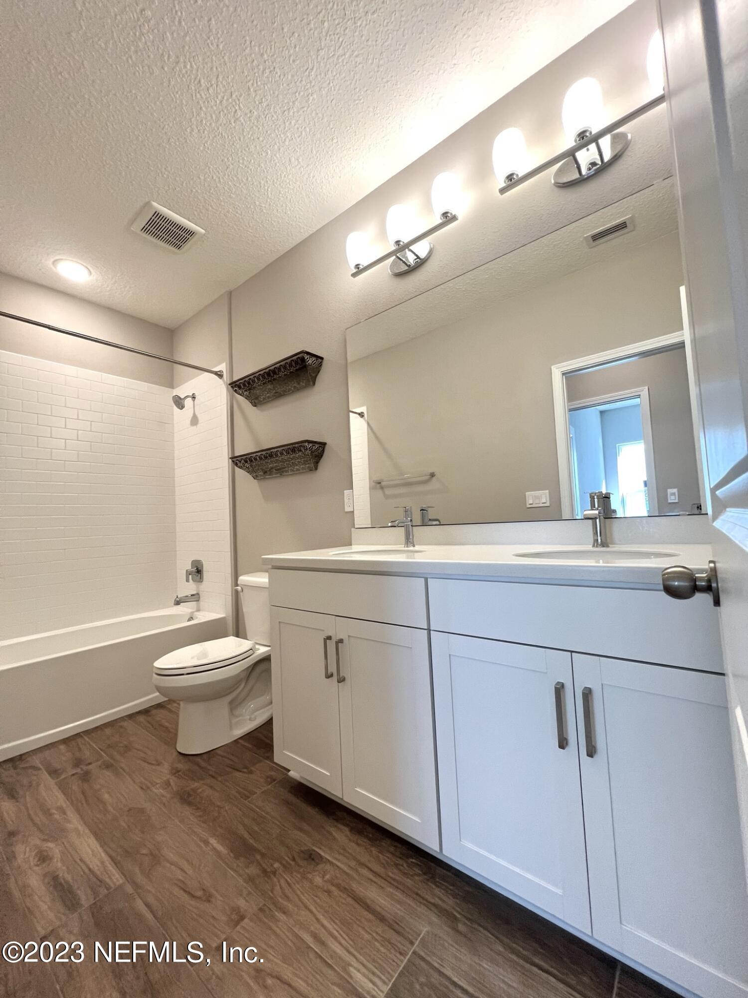 Ponte Vedra, Florida 32081, United States, 5 Bedrooms Bedrooms, ,3 BathroomsBathrooms,Residential,Active,64427