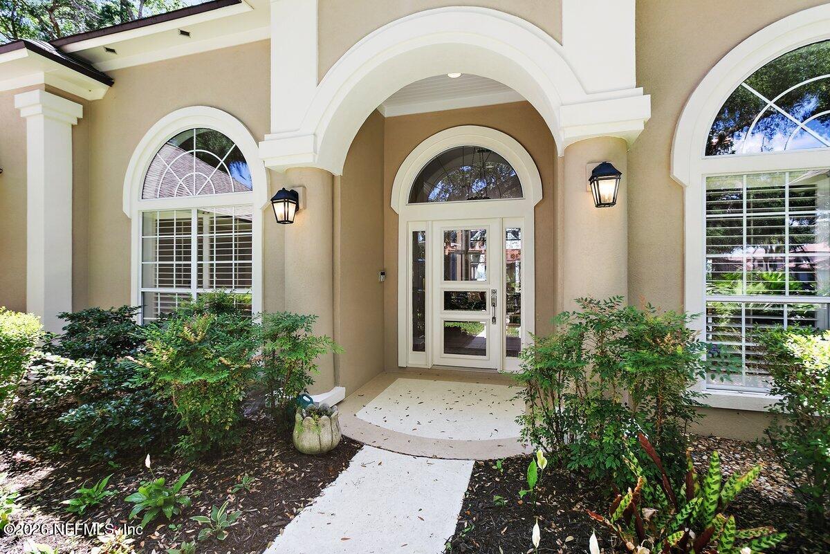 953 SHIPWATCH Drive E