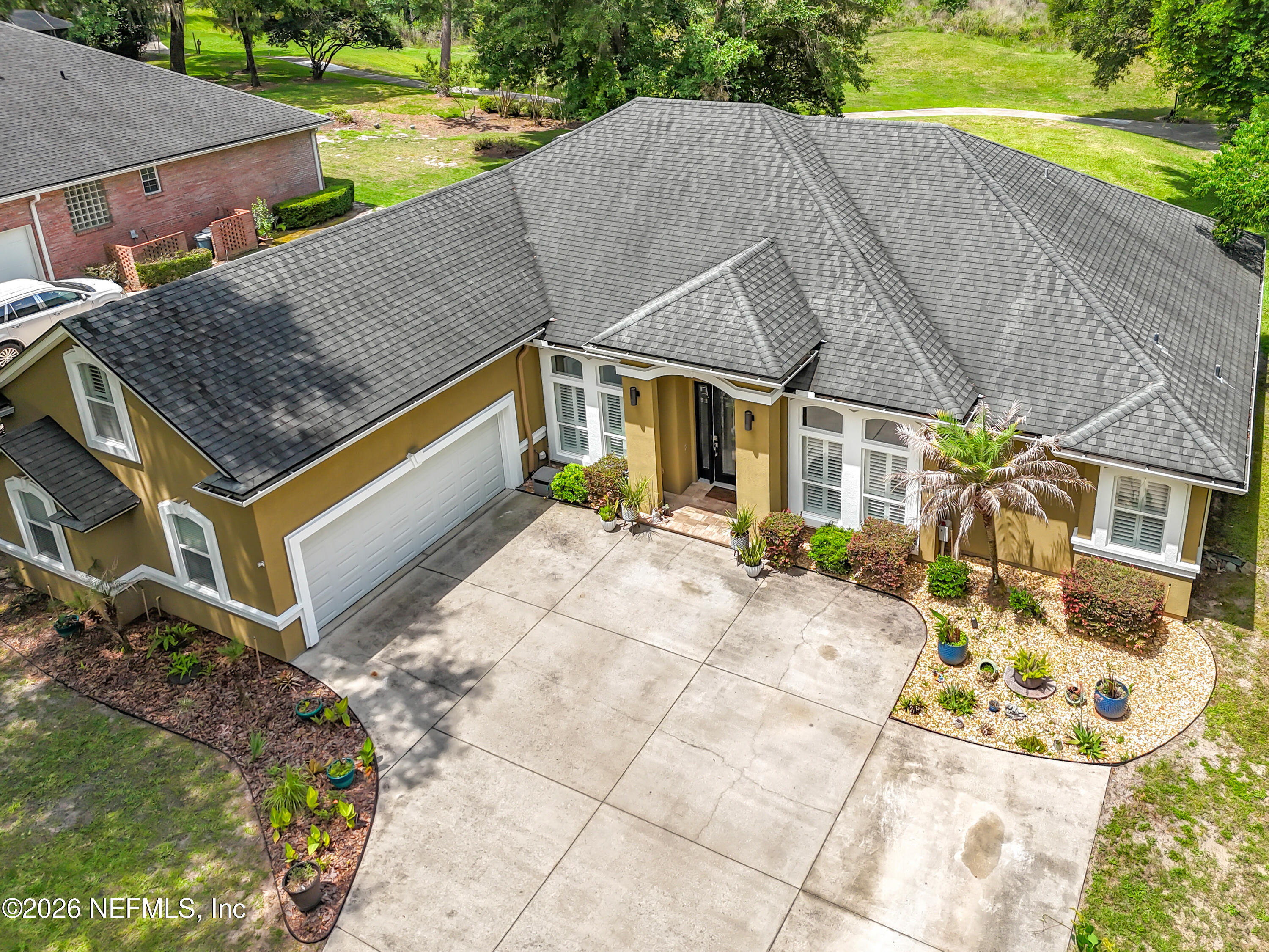 3732 CREEK HOLLOW