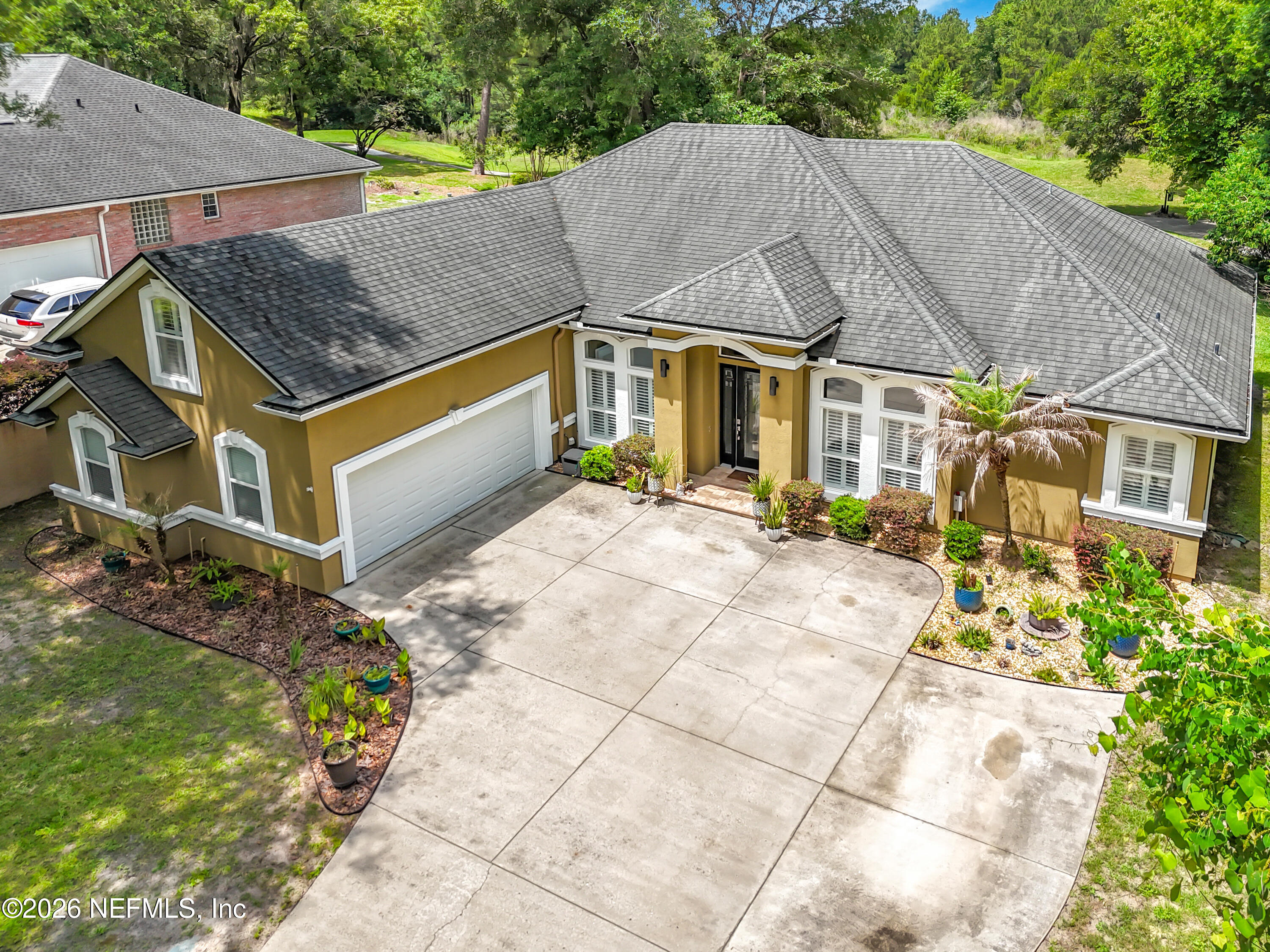 3732 CREEK HOLLOW