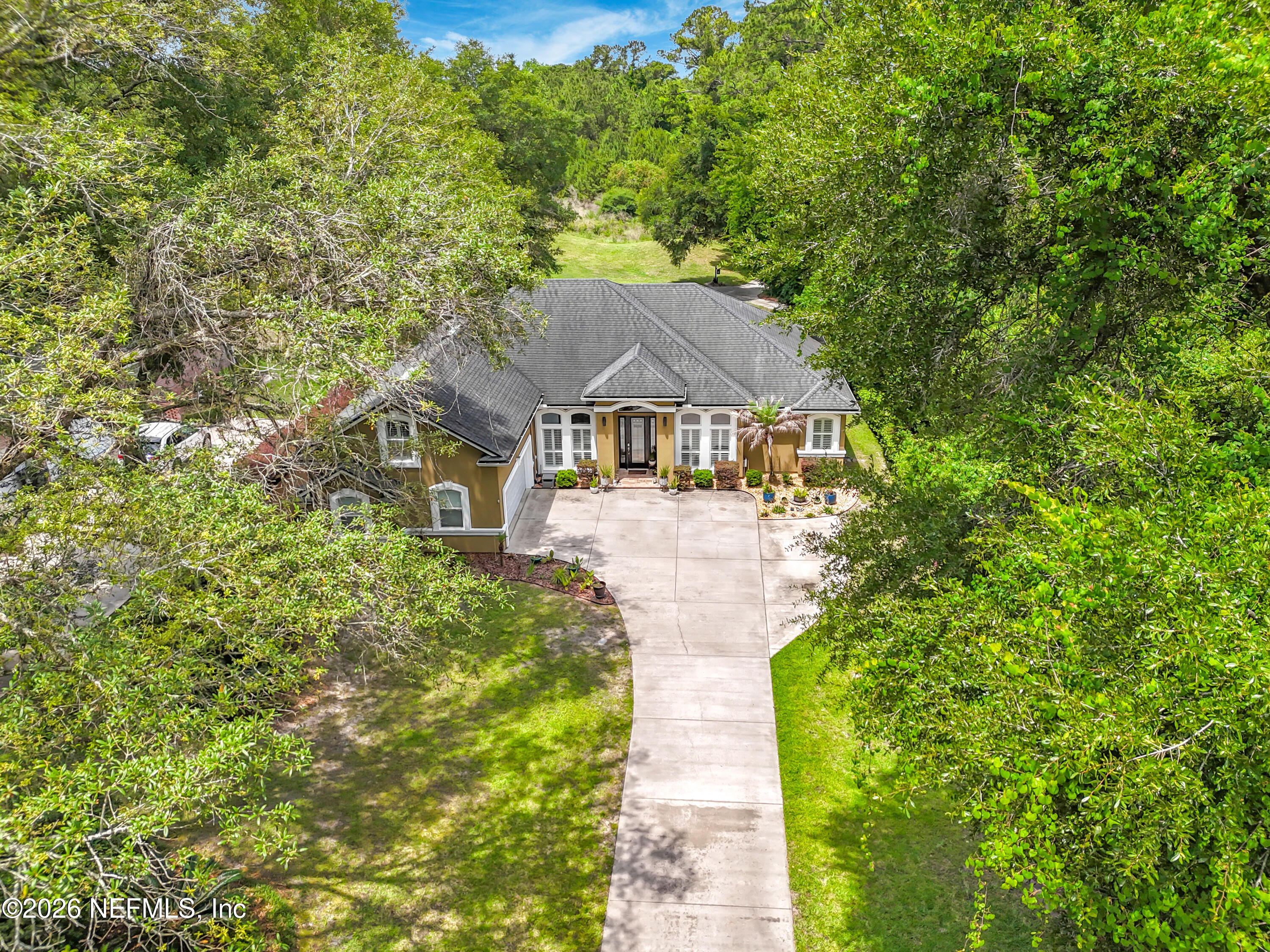 3732 CREEK HOLLOW