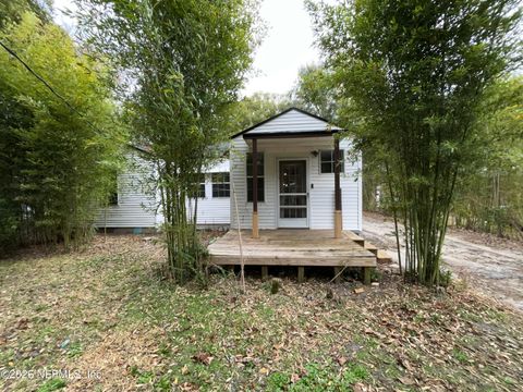 Photo of 2737 LAKE SHORE Boulevard, Jacksonville, FL 32210 (MLS # 2129872)