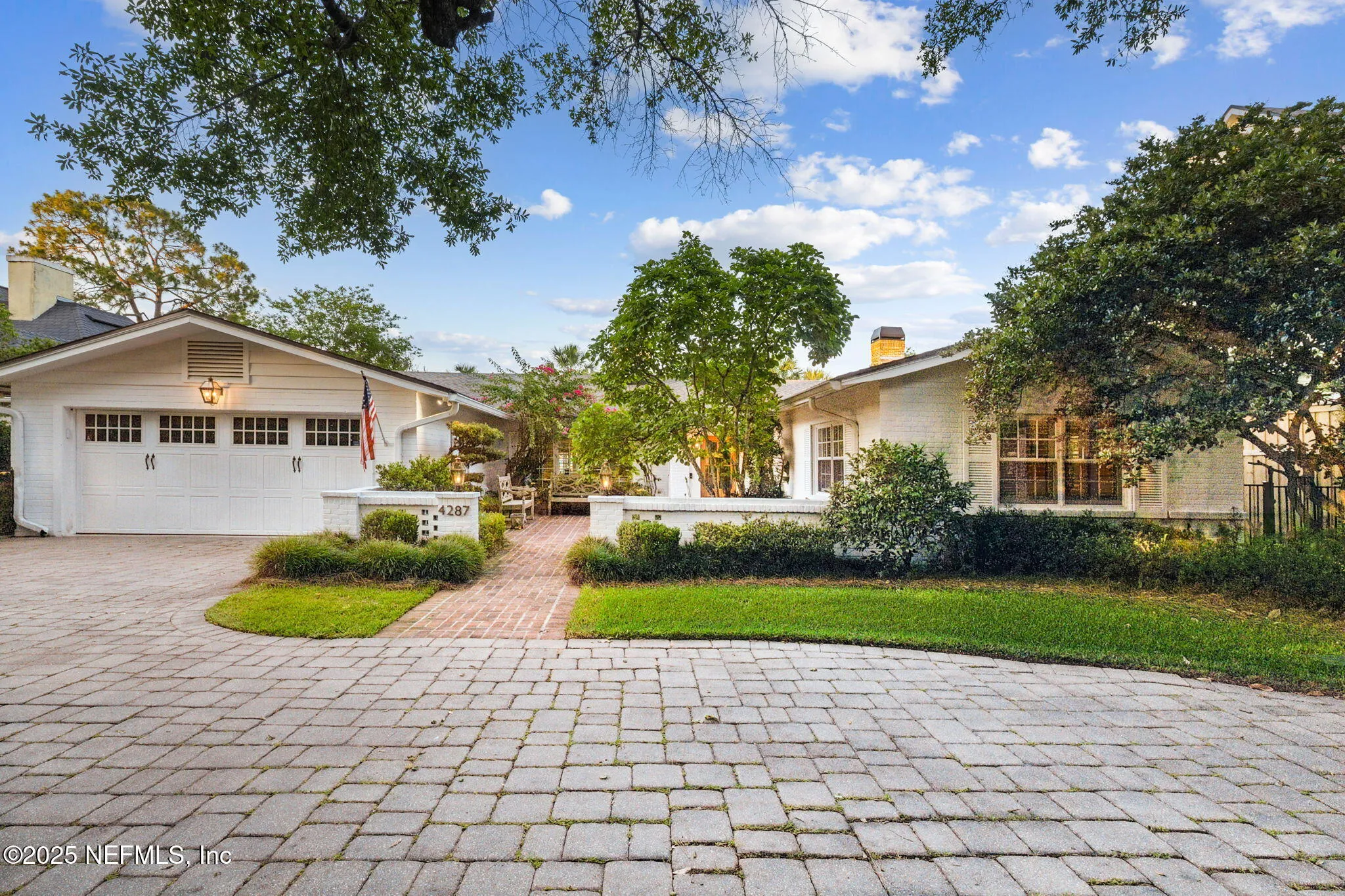 Jacksonville, Florida 32210, United States, 3 Bedrooms Bedrooms, ,4 BathroomsBathrooms,Residential,Pending,136315