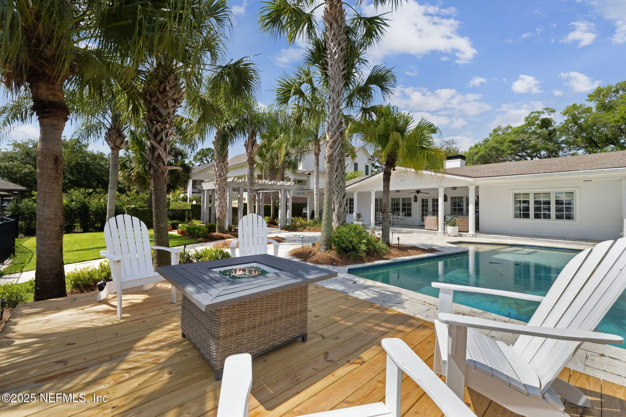 Jacksonville, Florida 32210, United States, 3 Bedrooms Bedrooms, ,4 BathroomsBathrooms,Residential,Pending,136315