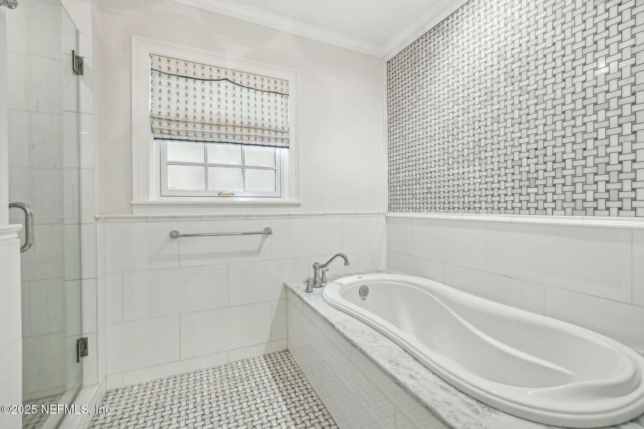 Jacksonville, Florida 32210, United States, 3 Bedrooms Bedrooms, ,4 BathroomsBathrooms,Residential,Pending,136315