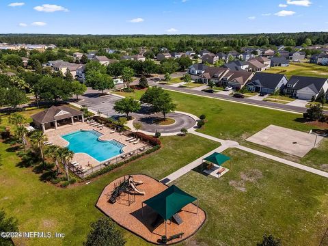 A home in Middleburg