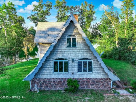 A home in Green Cove Springs