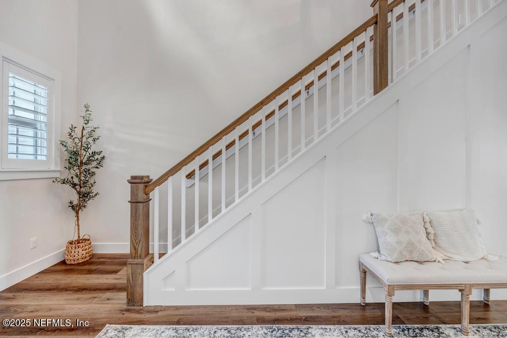 246 GLENNEYRE Circle