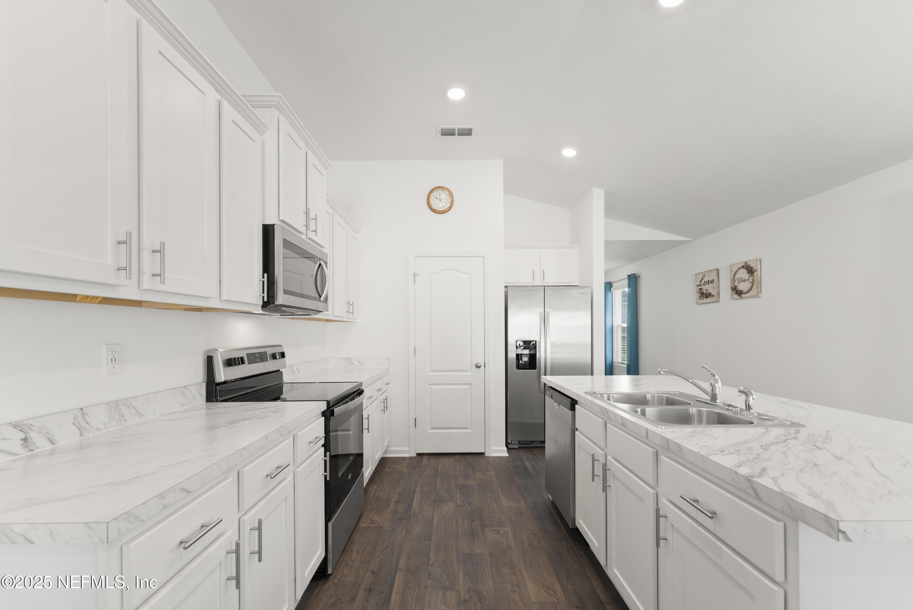 12698 CUCUMBER TREE Street