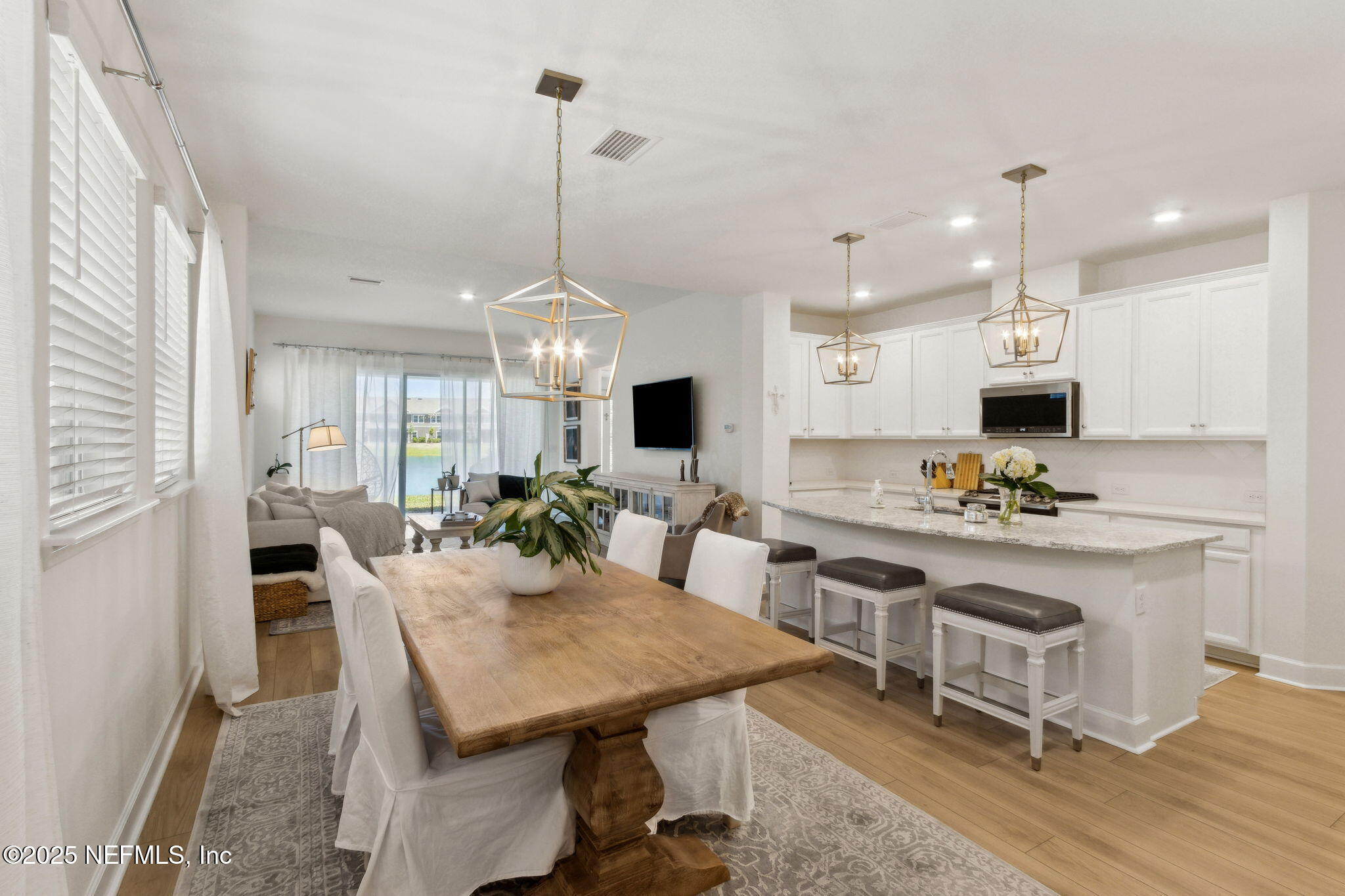 138 LADSON Court