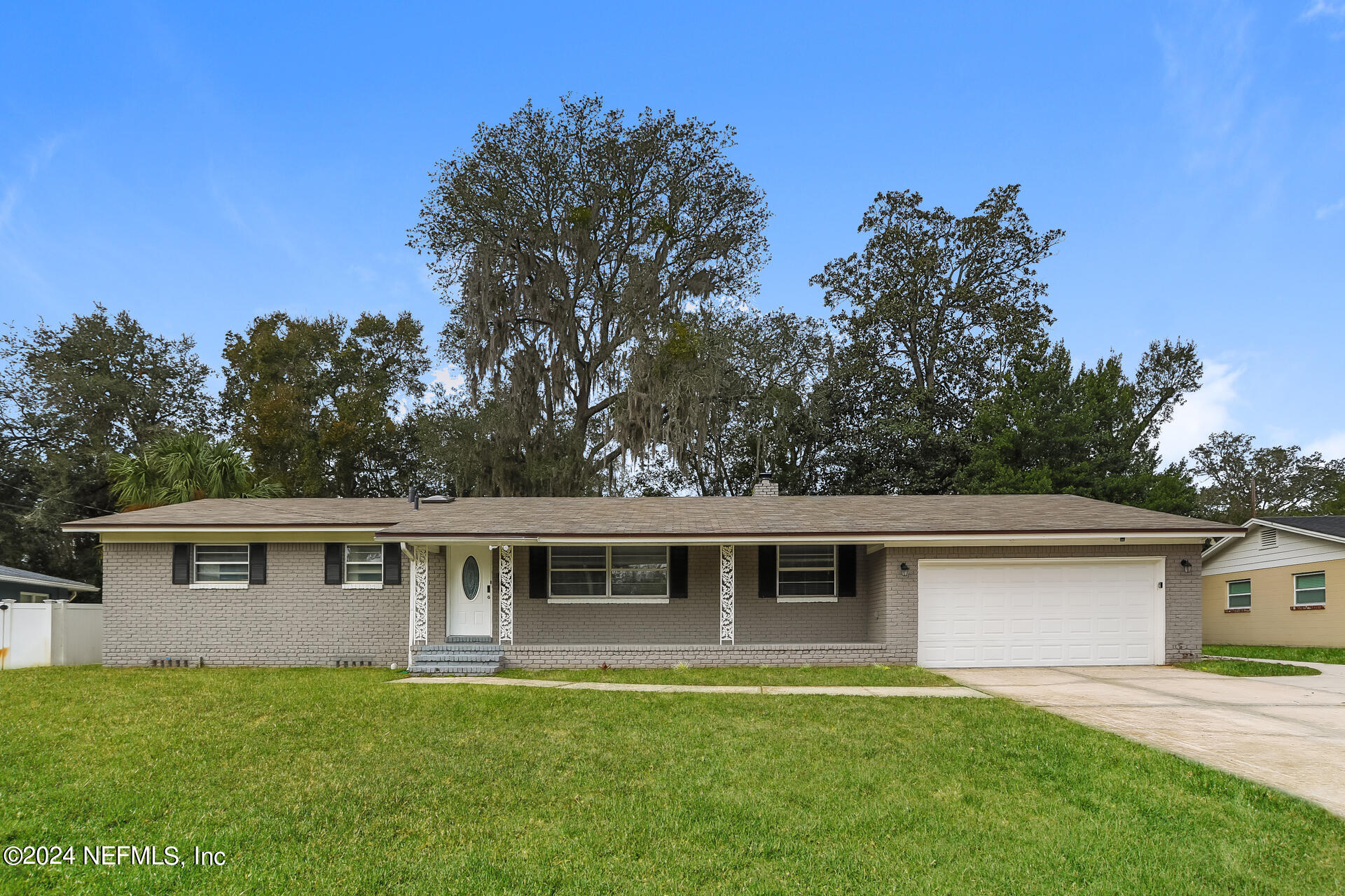 Jacksonville, FL home for sale located at 1728 Londonderry Road, Jacksonville, FL 32210