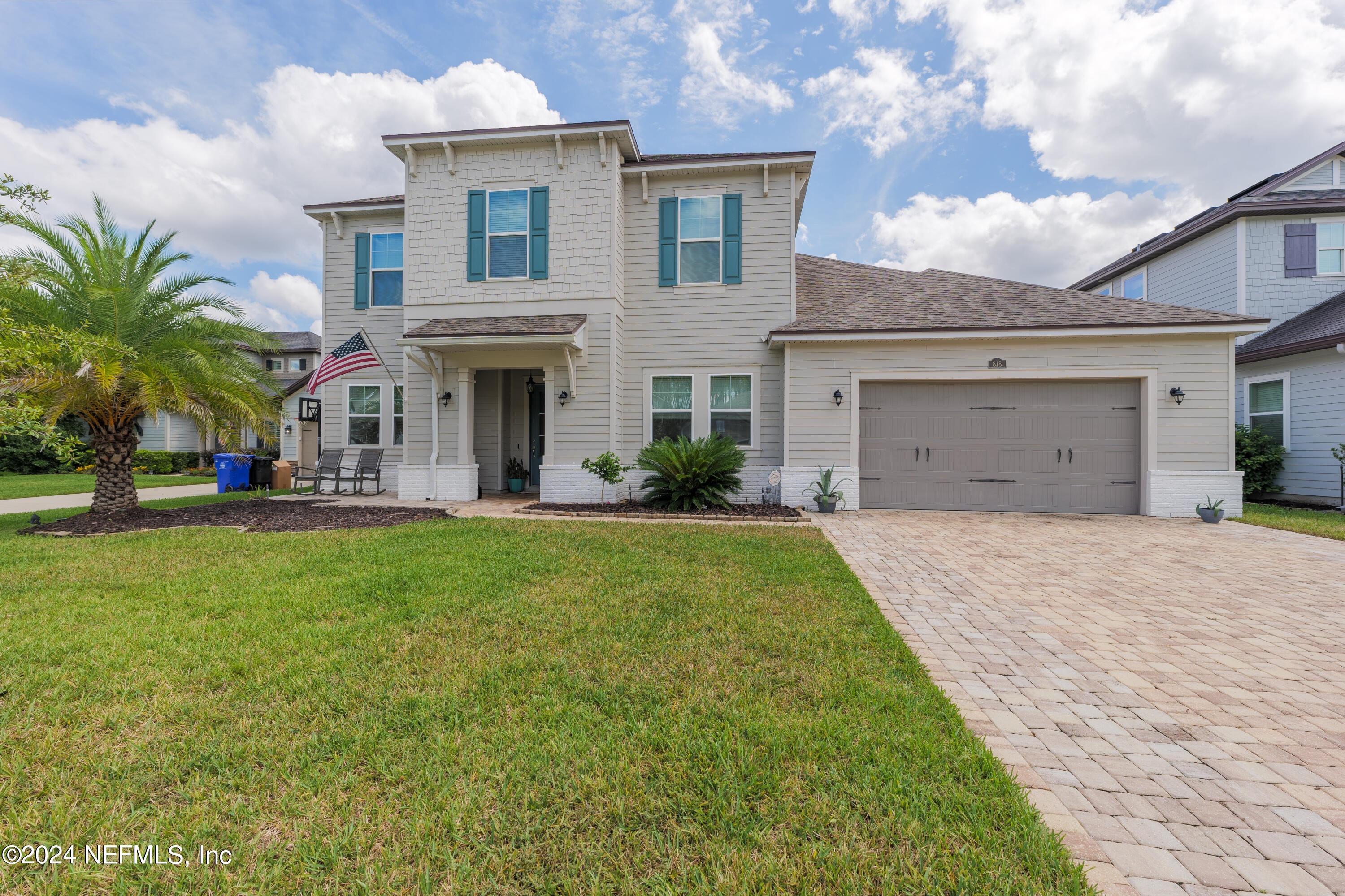 818 OUTLOOK Drive