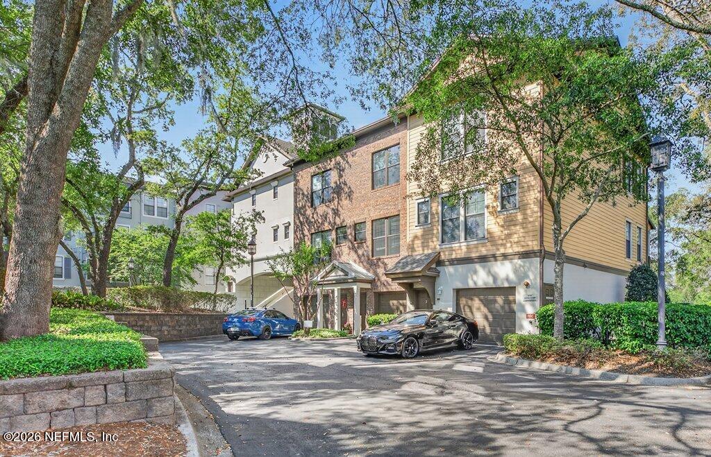 9823 TAPESTRY PARK Circle 302