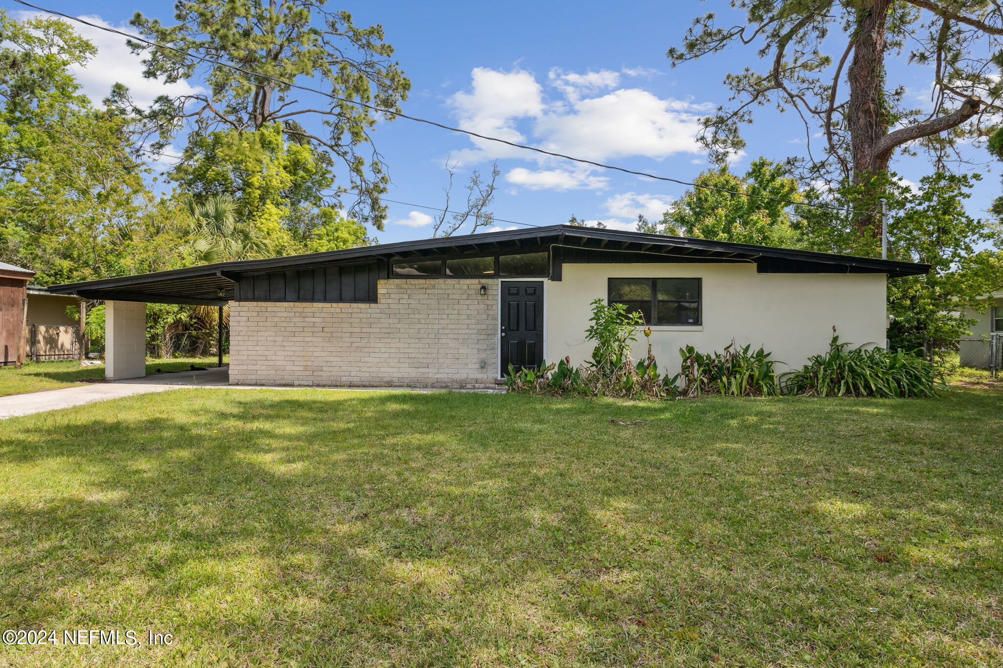 Jacksonville, FL home for sale located at 7823 Dubois Drive, Jacksonville, FL 32221