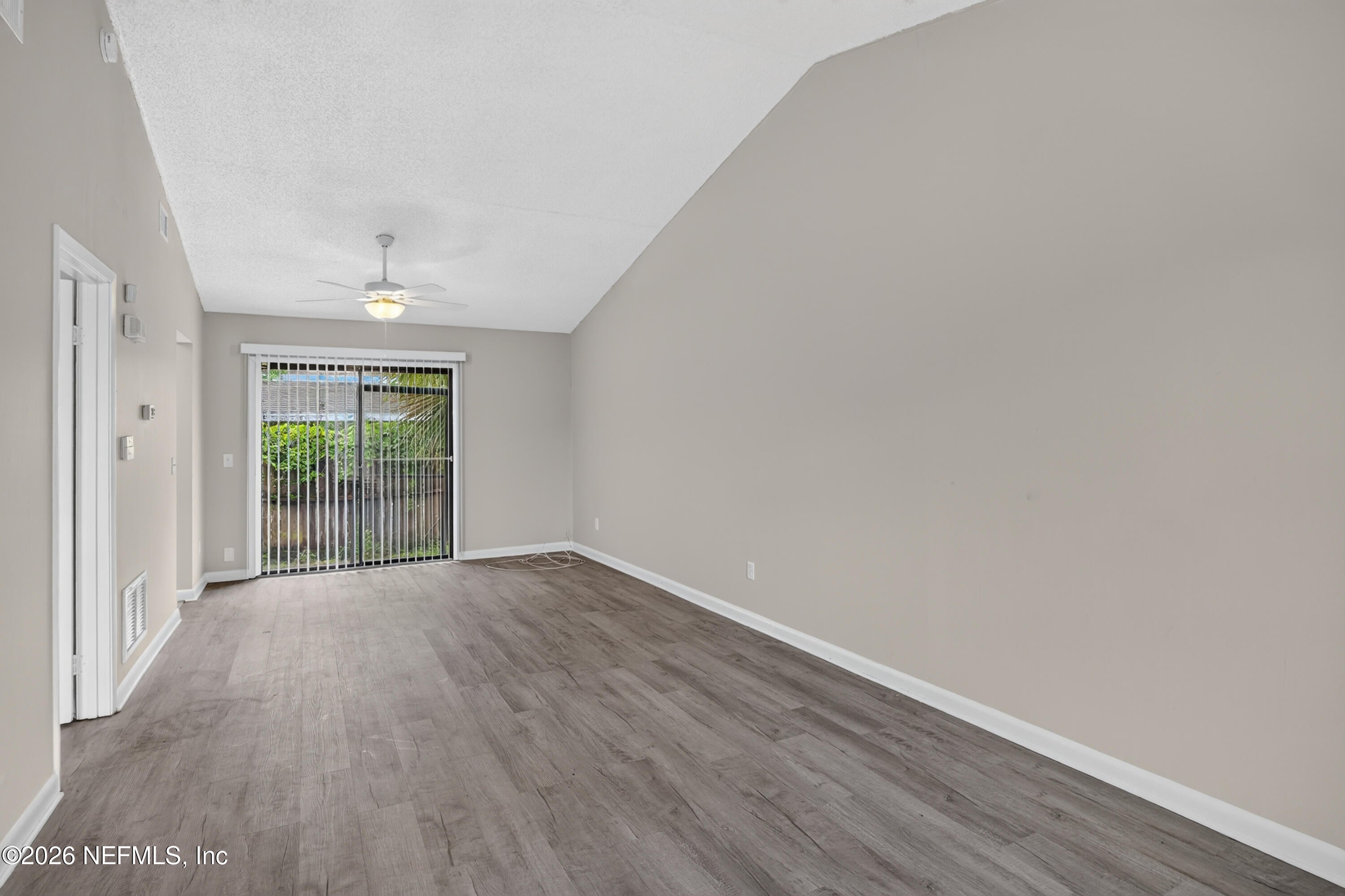 2715 TROLLIE Lane