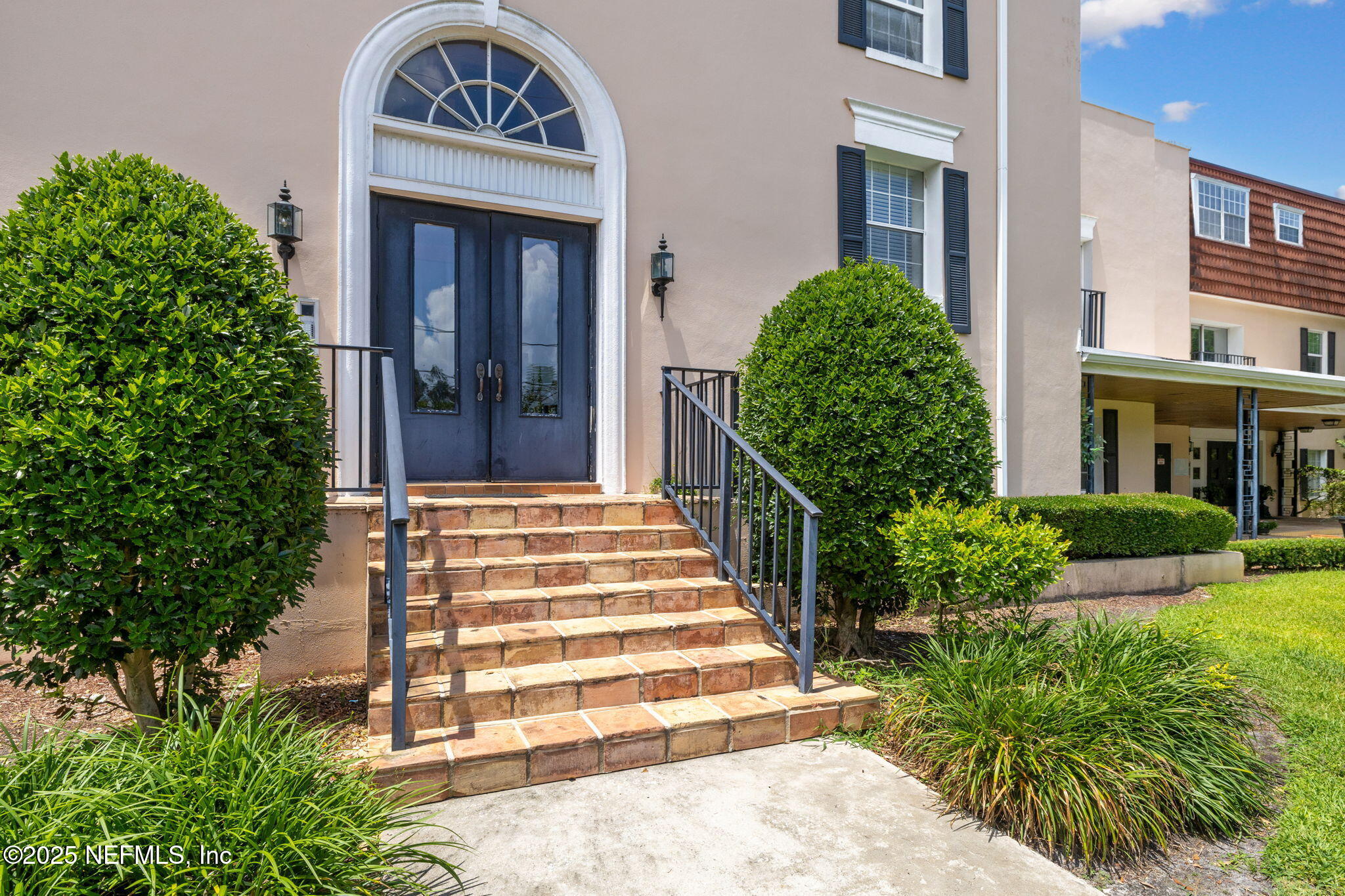 2909 ST JOHNS Avenue 12A