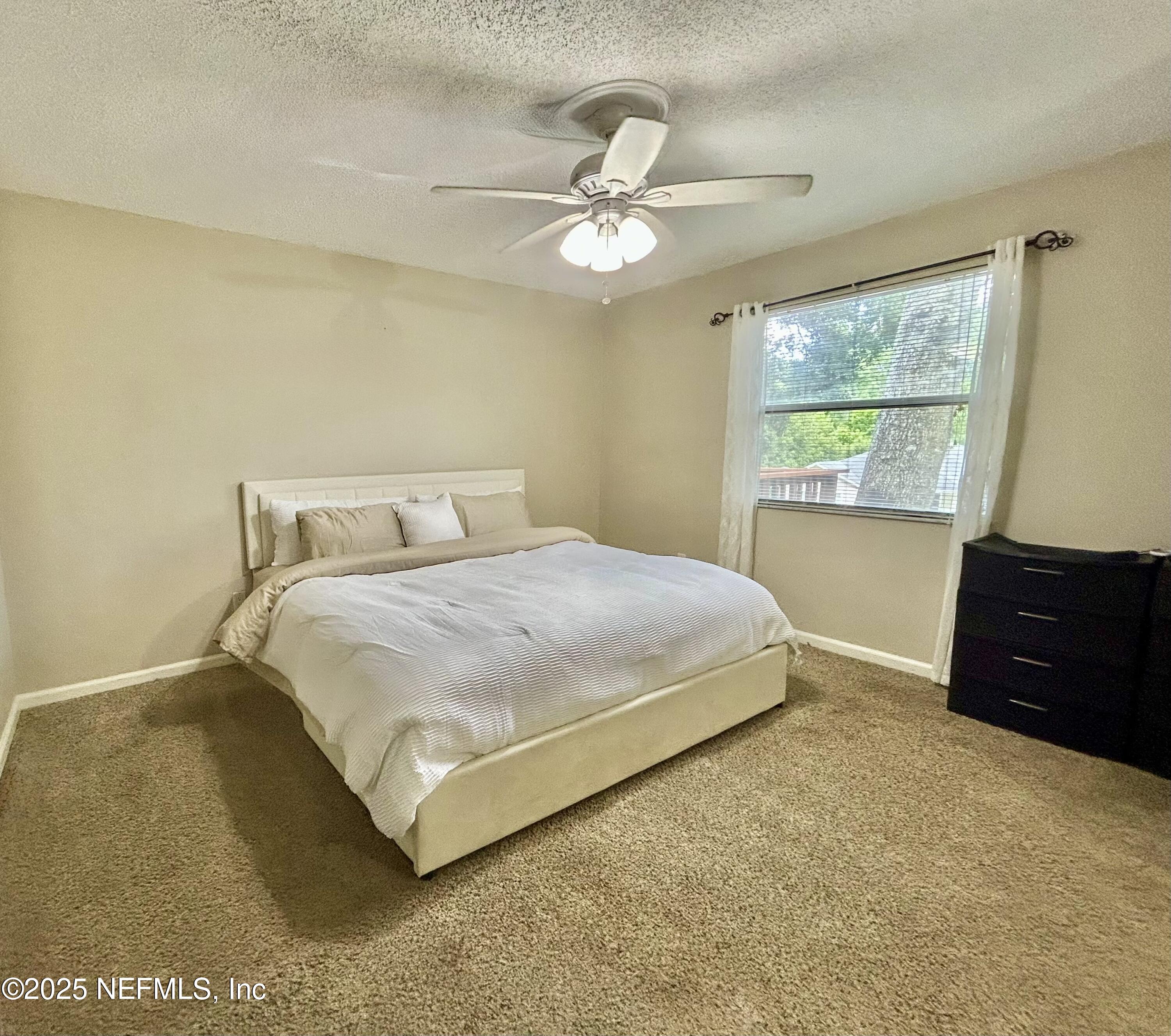 1223 BROOKWOOD FOREST Boulevard