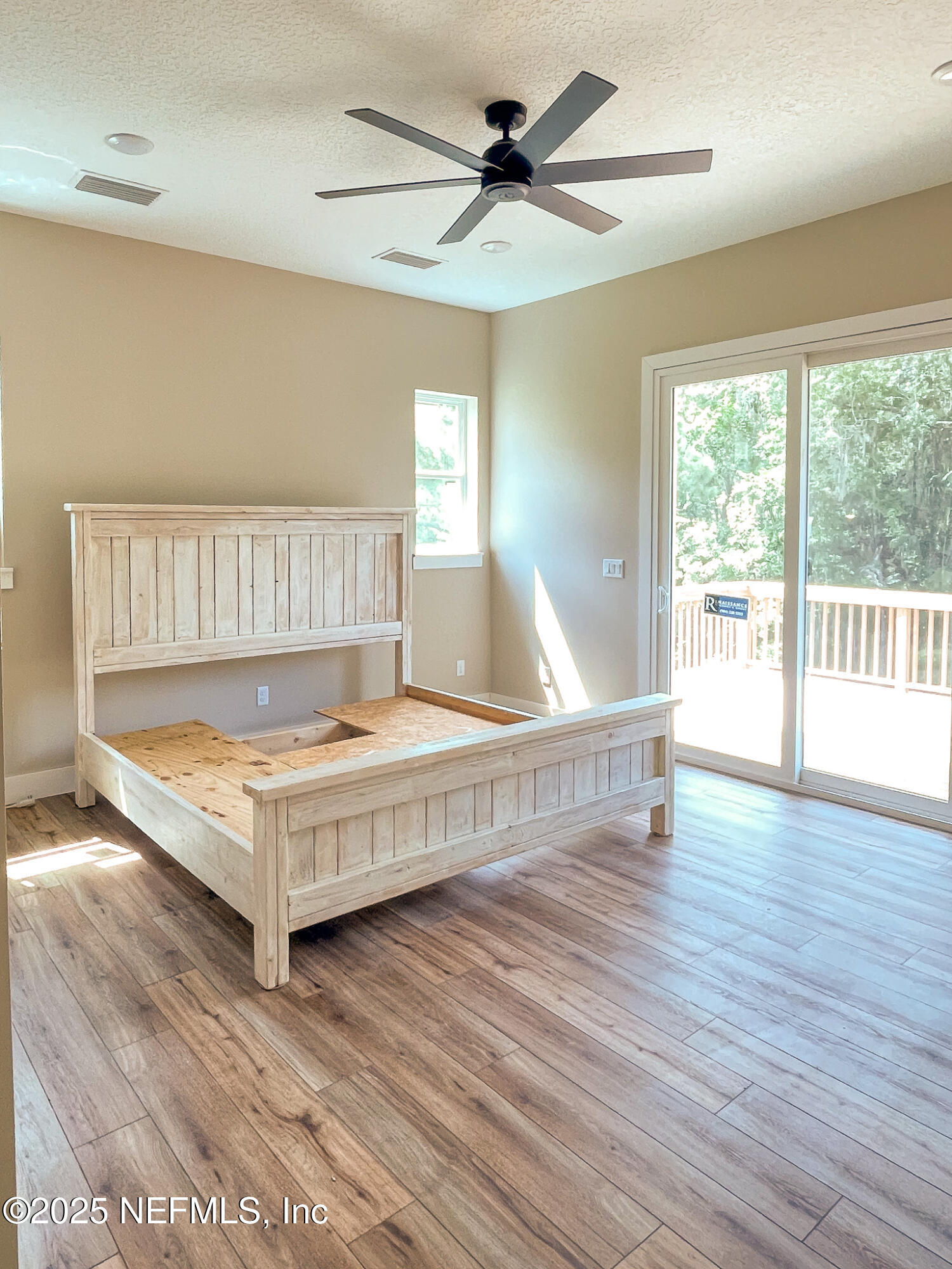 4071 LAZY ACRES Road