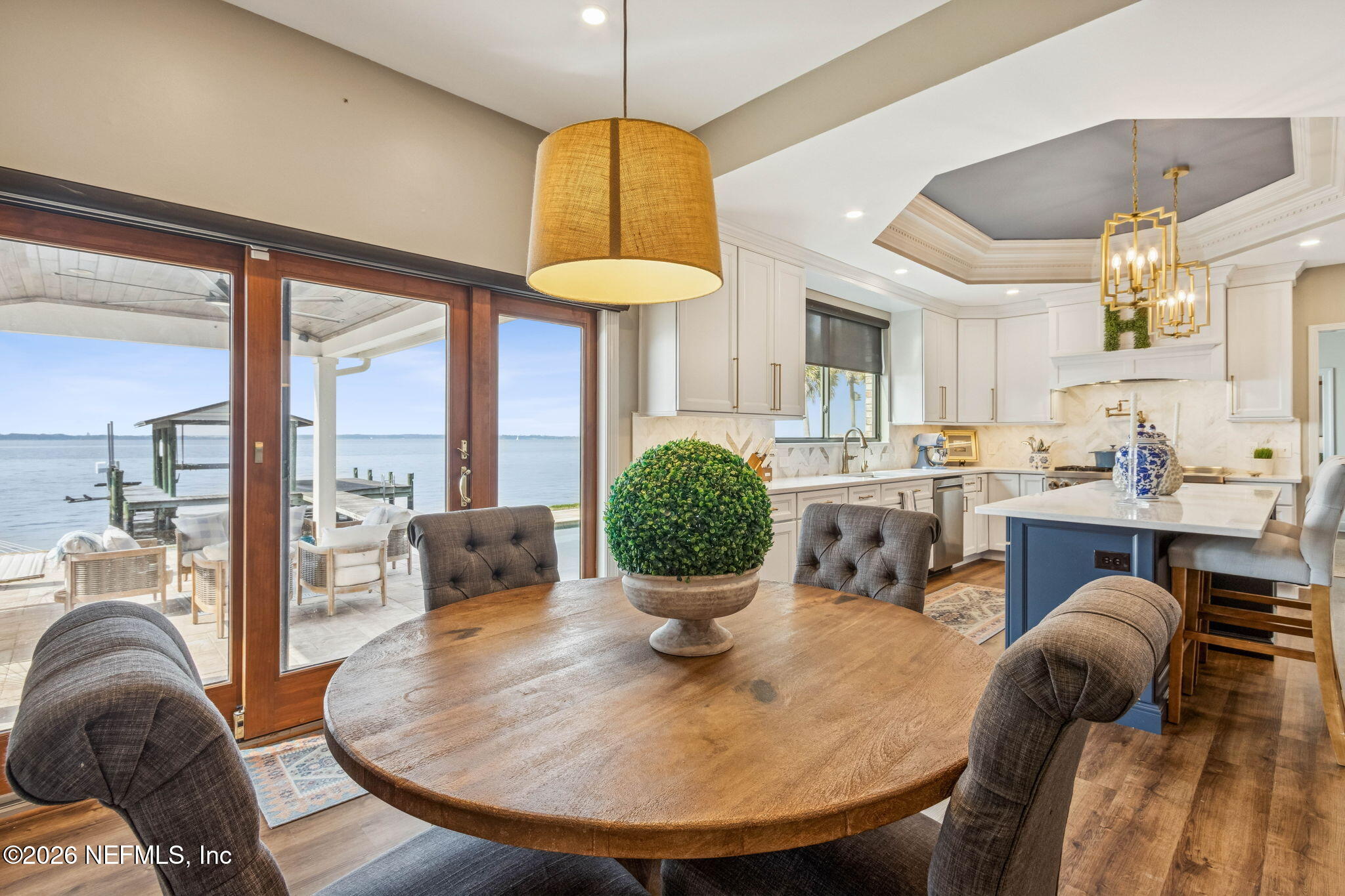 6518 CHRISTOPHER POINT Road W