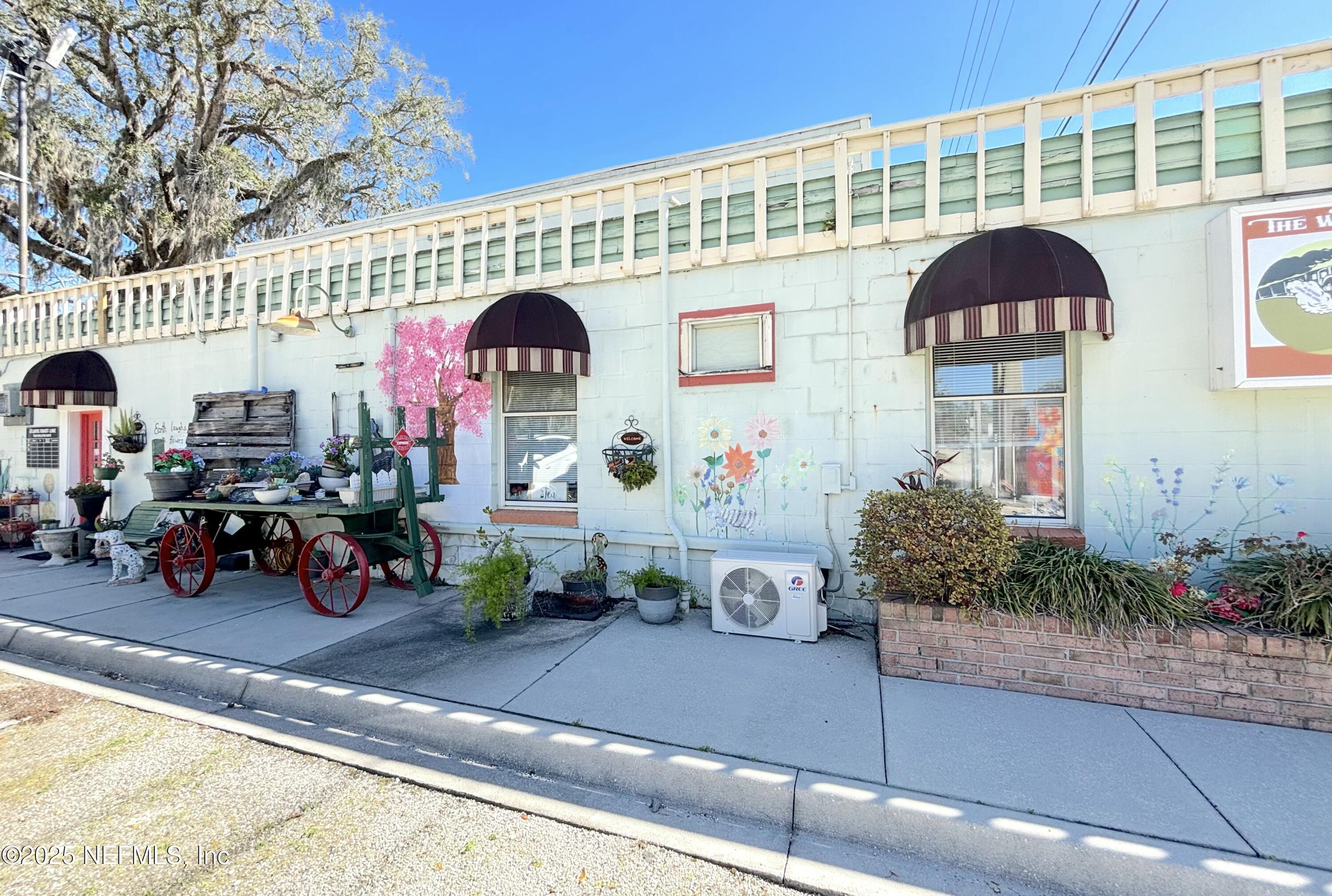 727 KINGSLEY Avenue