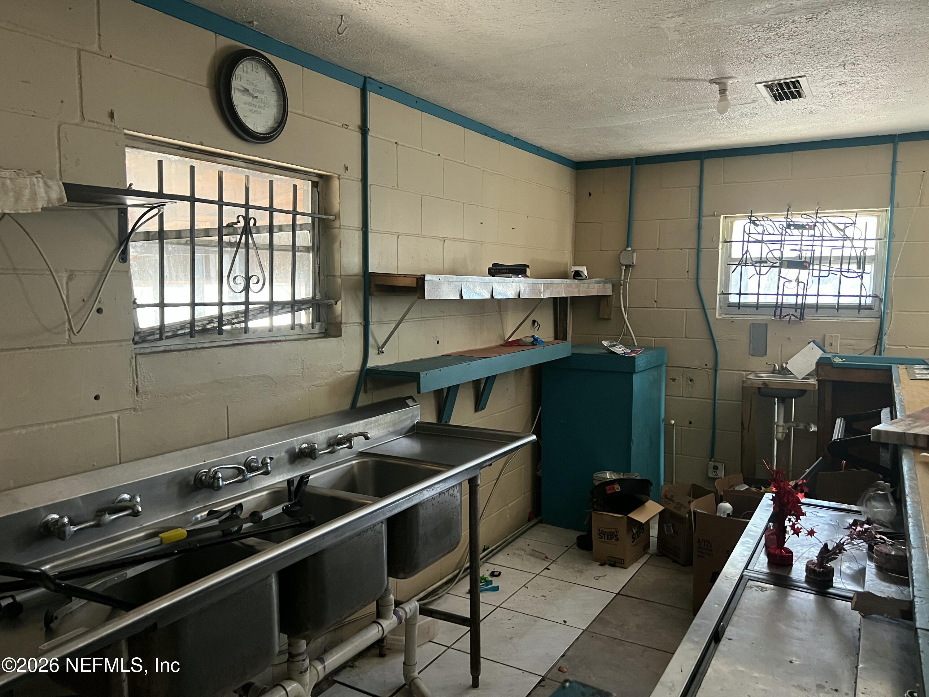 8019 DRIGGERS Street