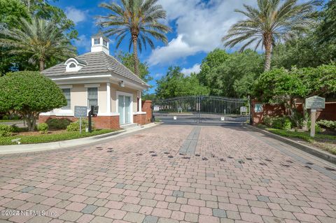 A home in Jacksonville