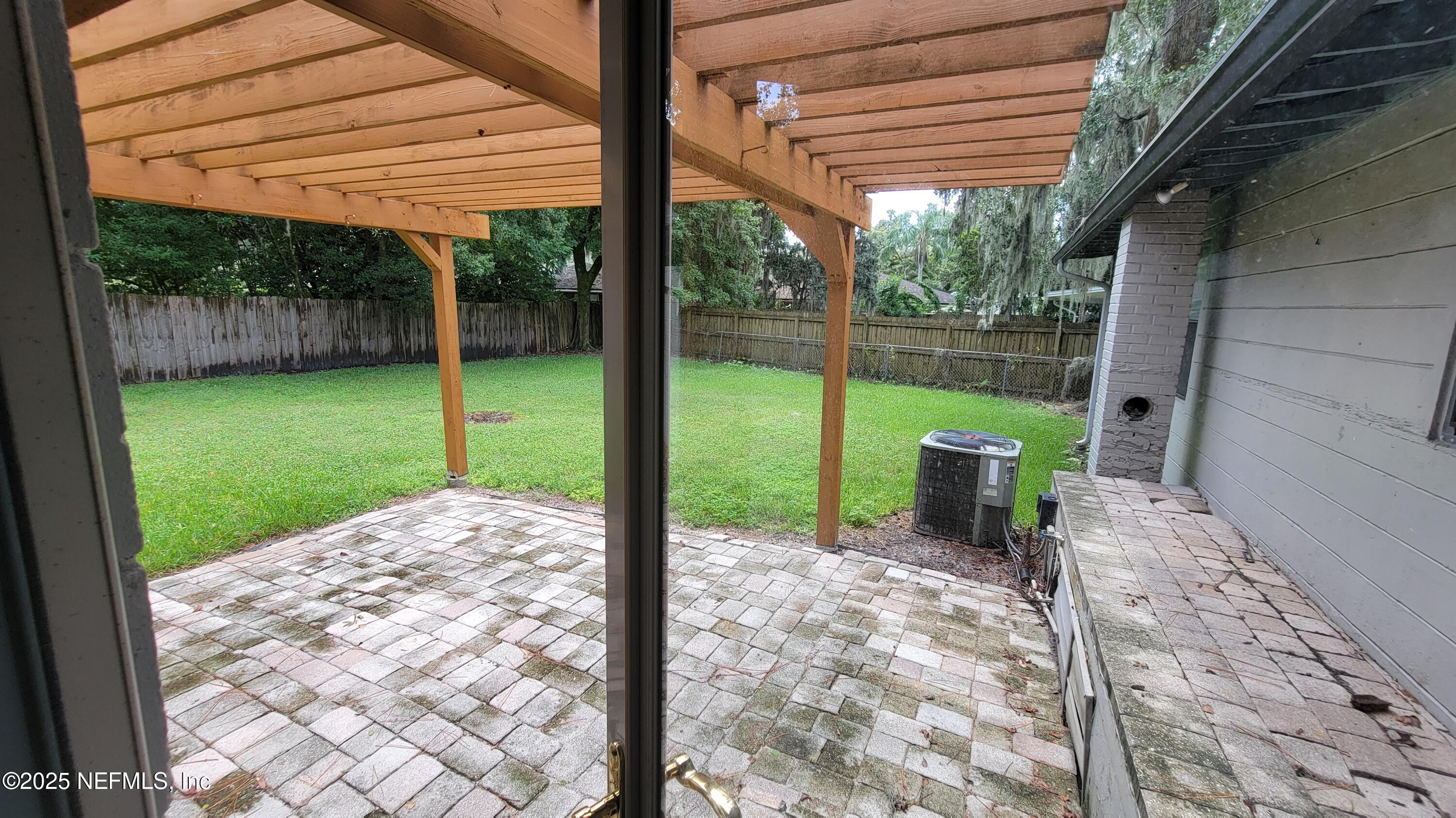 1003 BRIERFIELD Drive