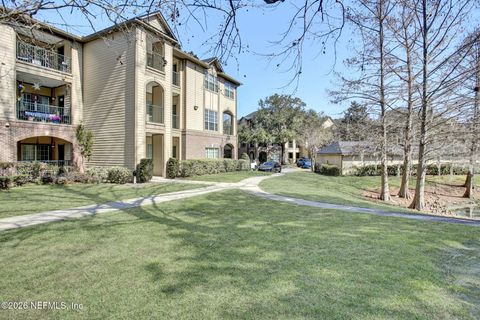 Photo of 7800 POINT MEADOWS Drive #631, Jacksonville, FL 32256 (MLS # 2129424)