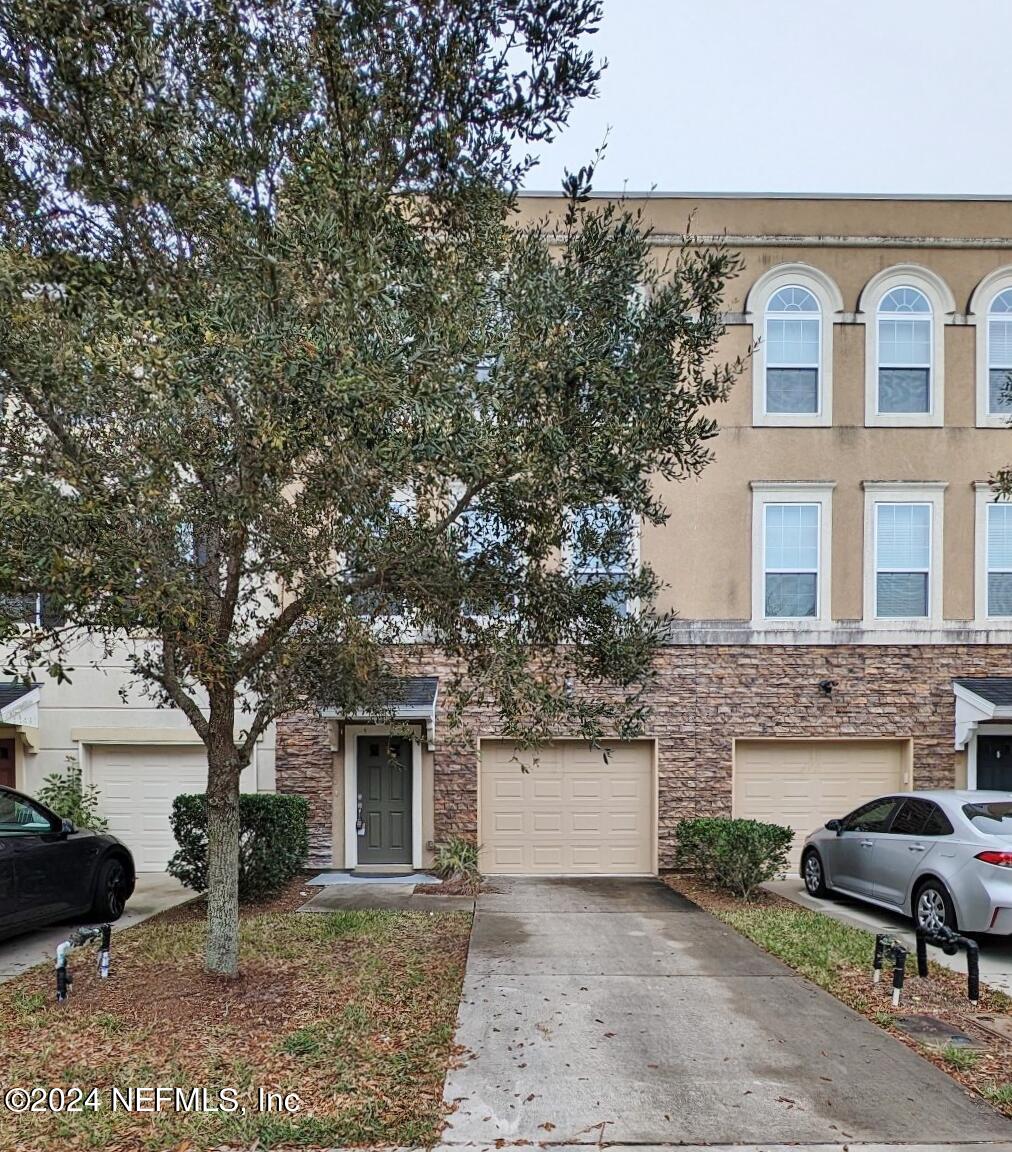 Jacksonville, FL home for sale located at 4320 ELLIPSE Drive, Jacksonville, FL 32246