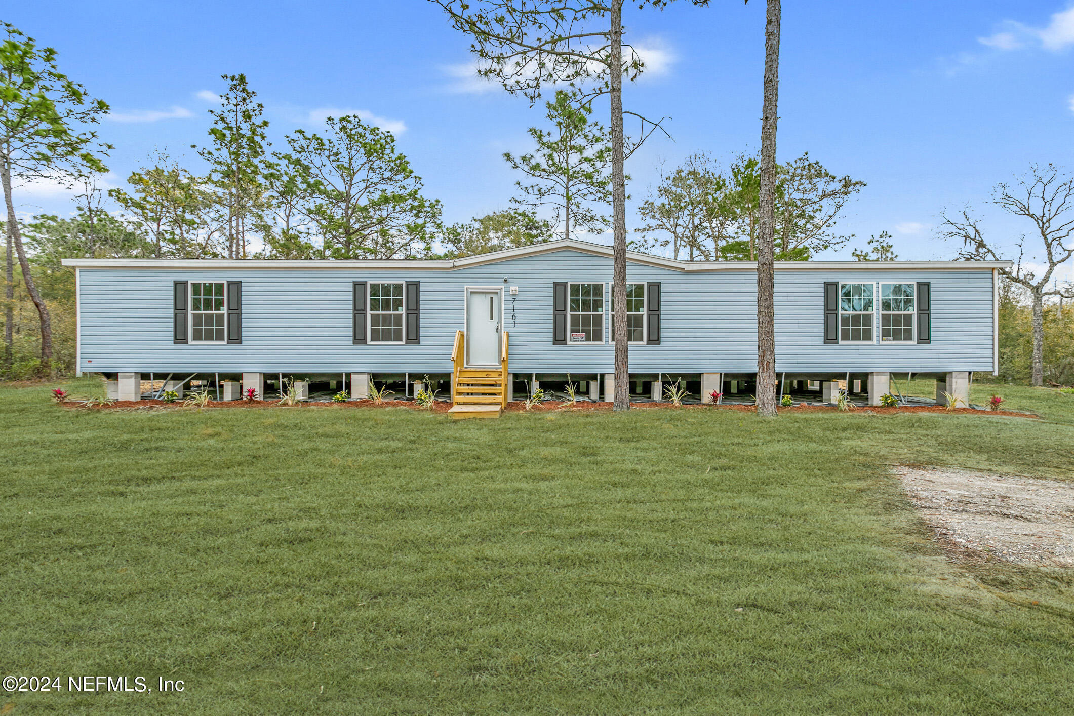 Keystone Heights, FL home for sale located at 7161 PEMBROKE Street, Keystone Heights, FL 32656