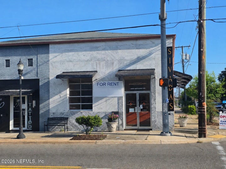 Photo 1 of 26 — 1 W MACCLENNY Avenue, Macclenny, FL 32063