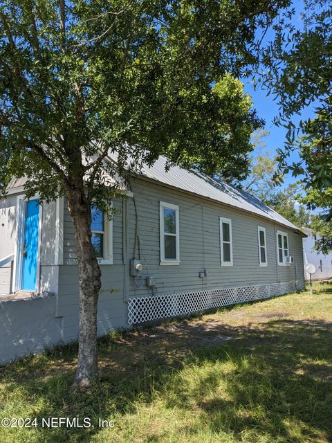 A home in Jacksonville