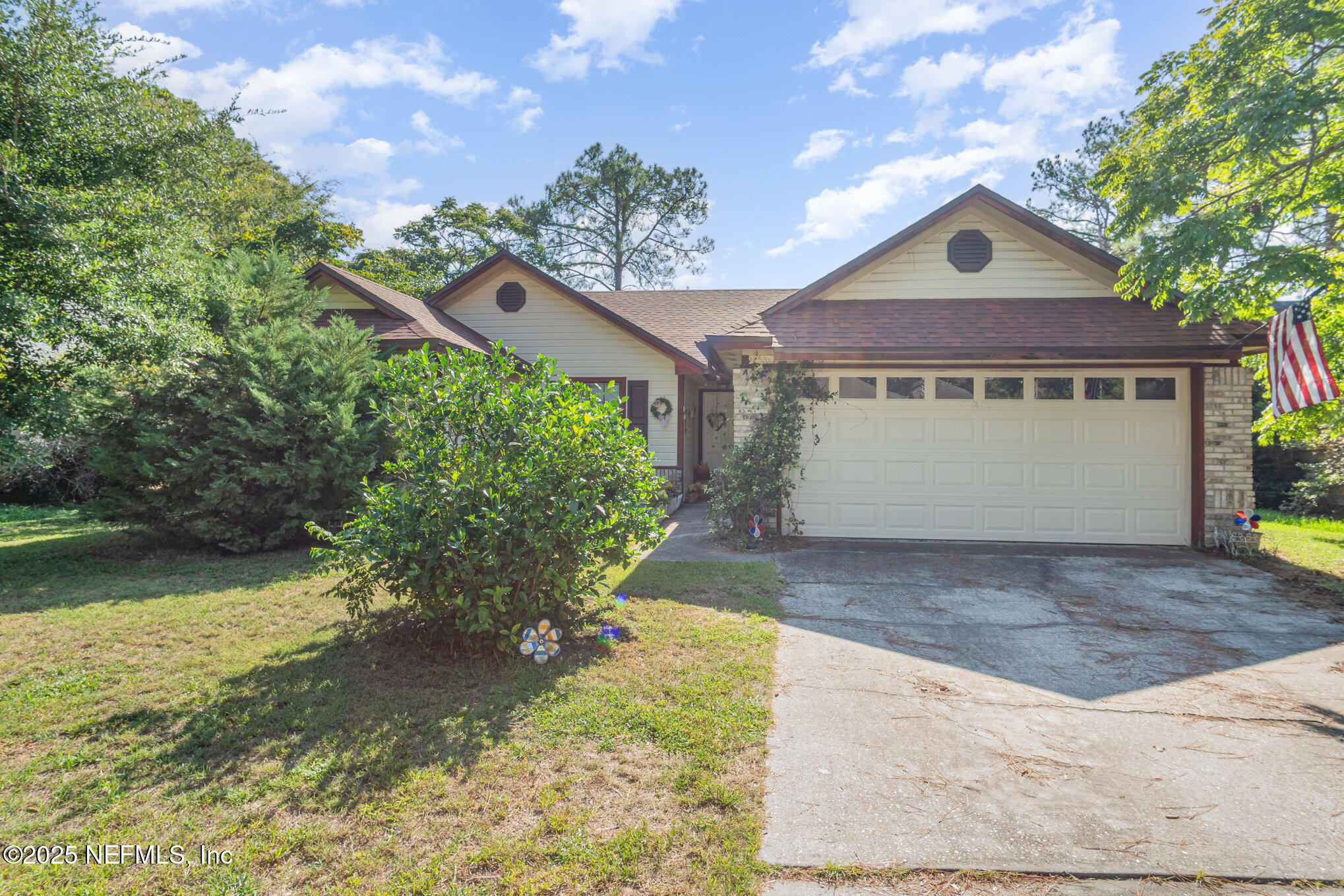 2157 HEATH GREEN Place N
