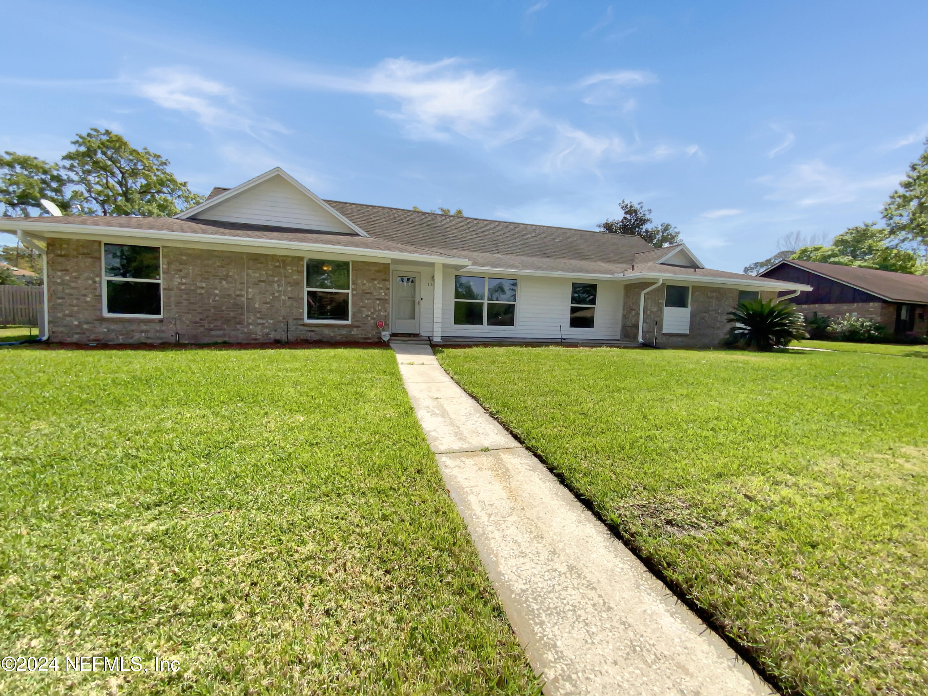 Jacksonville, FL home for sale located at 11686 Edgemere Drive, Jacksonville, FL 32223