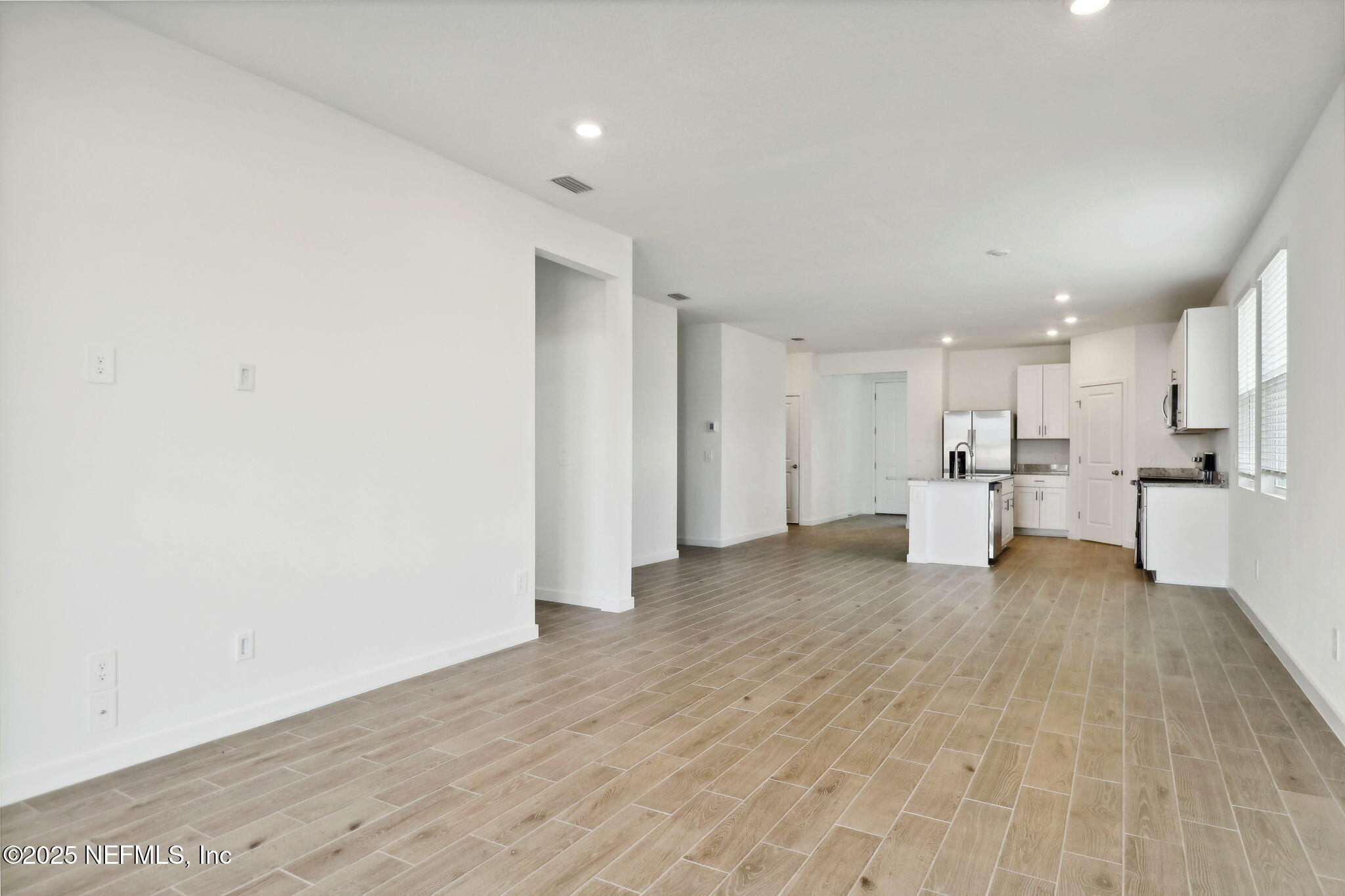 3295 LAGO VISTA Drive