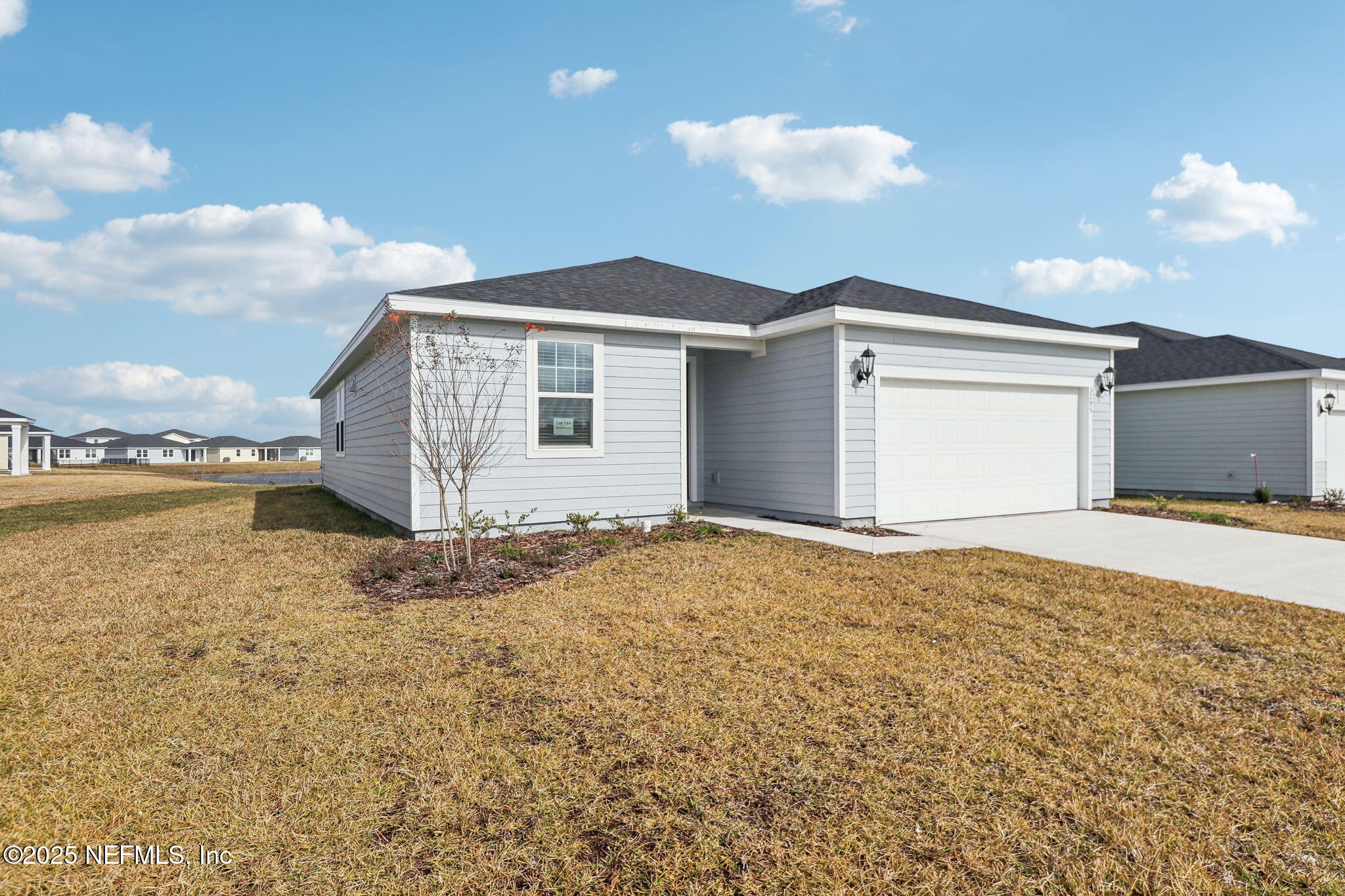 3295 LAGO VISTA Drive