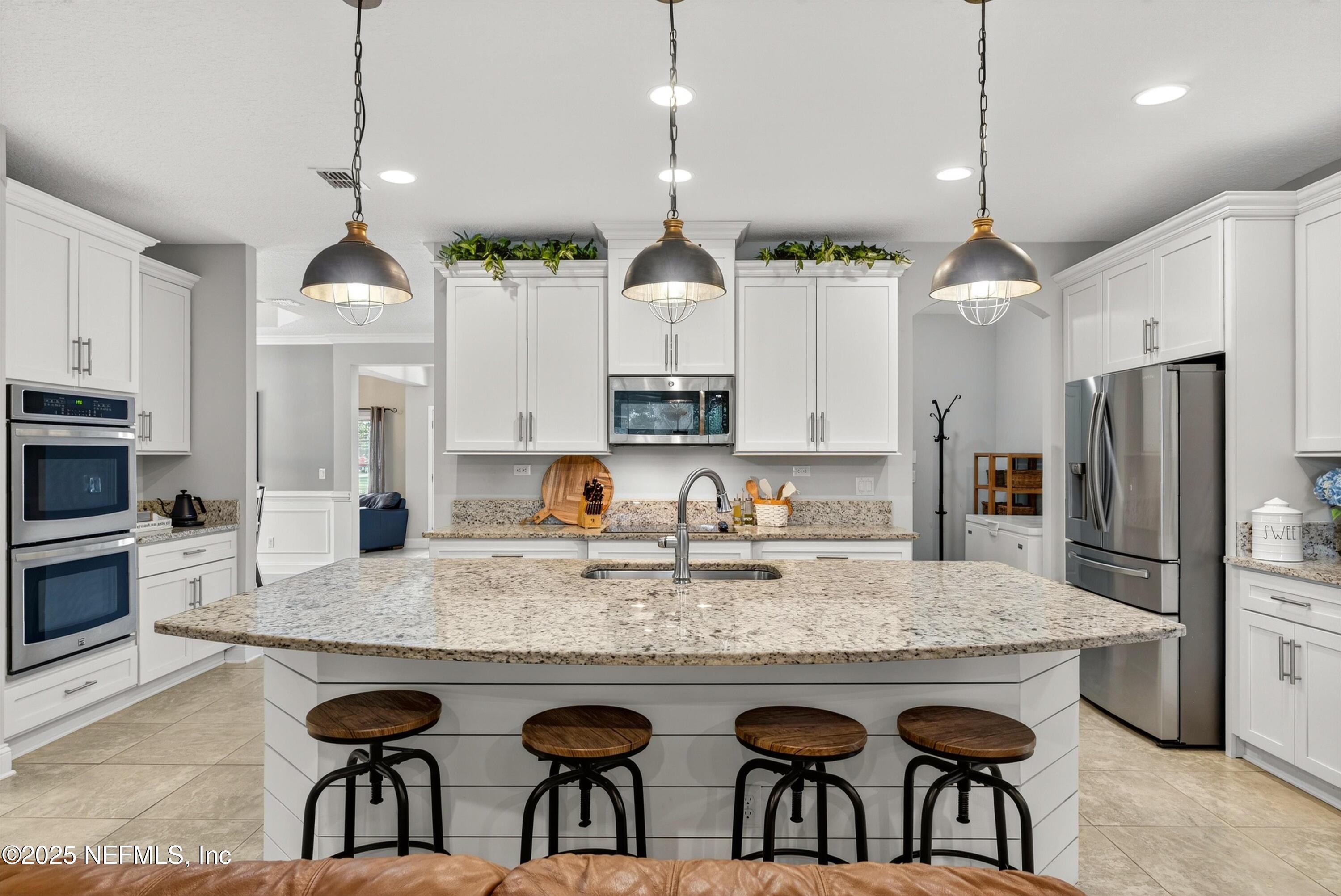 3520 GRAND VICTORIA Court