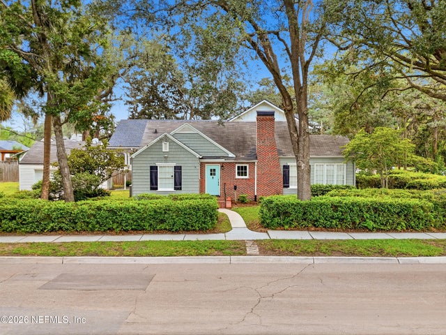 3957 BOONE PARK Avenue