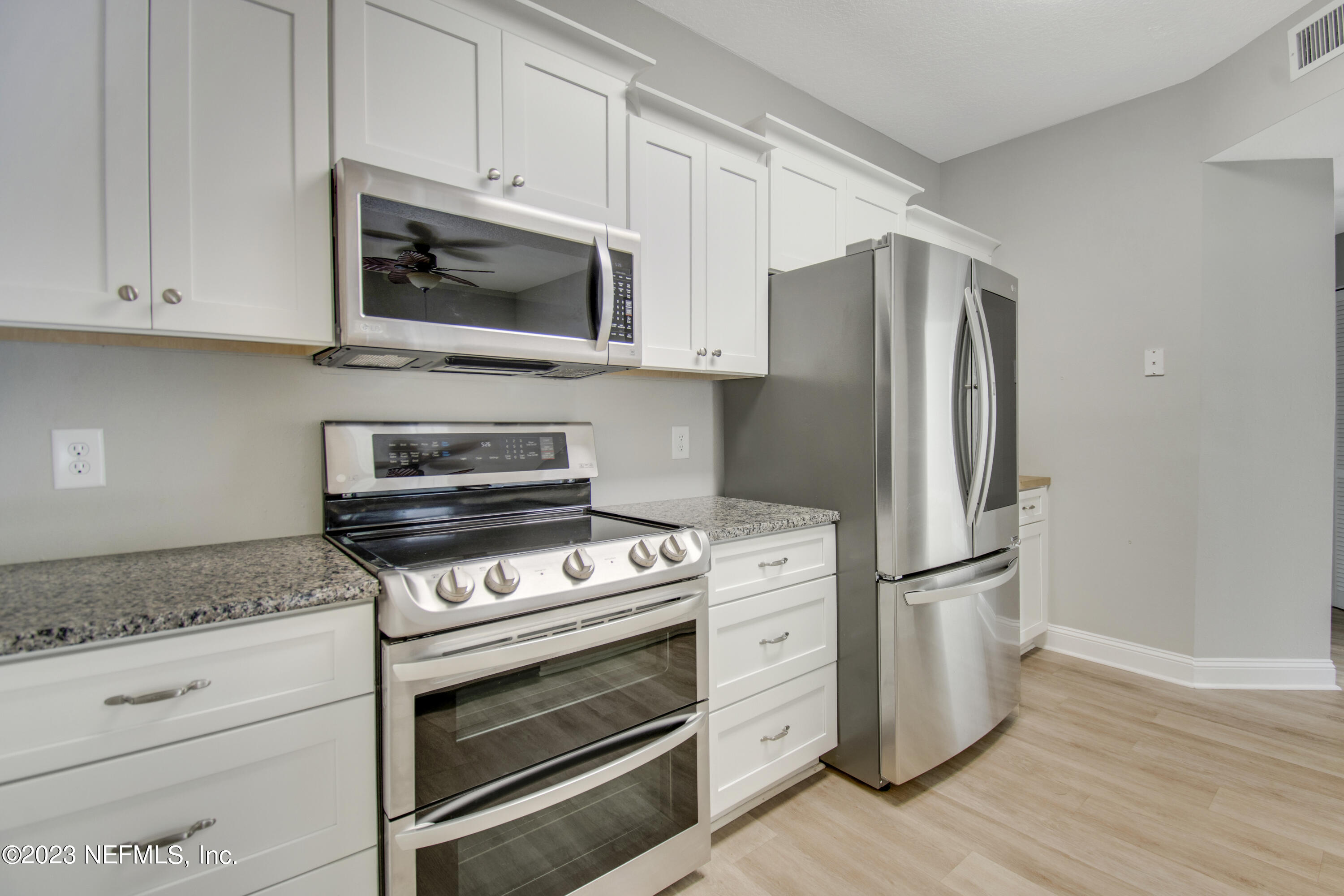 19109 HARBOUR VISTA Circle