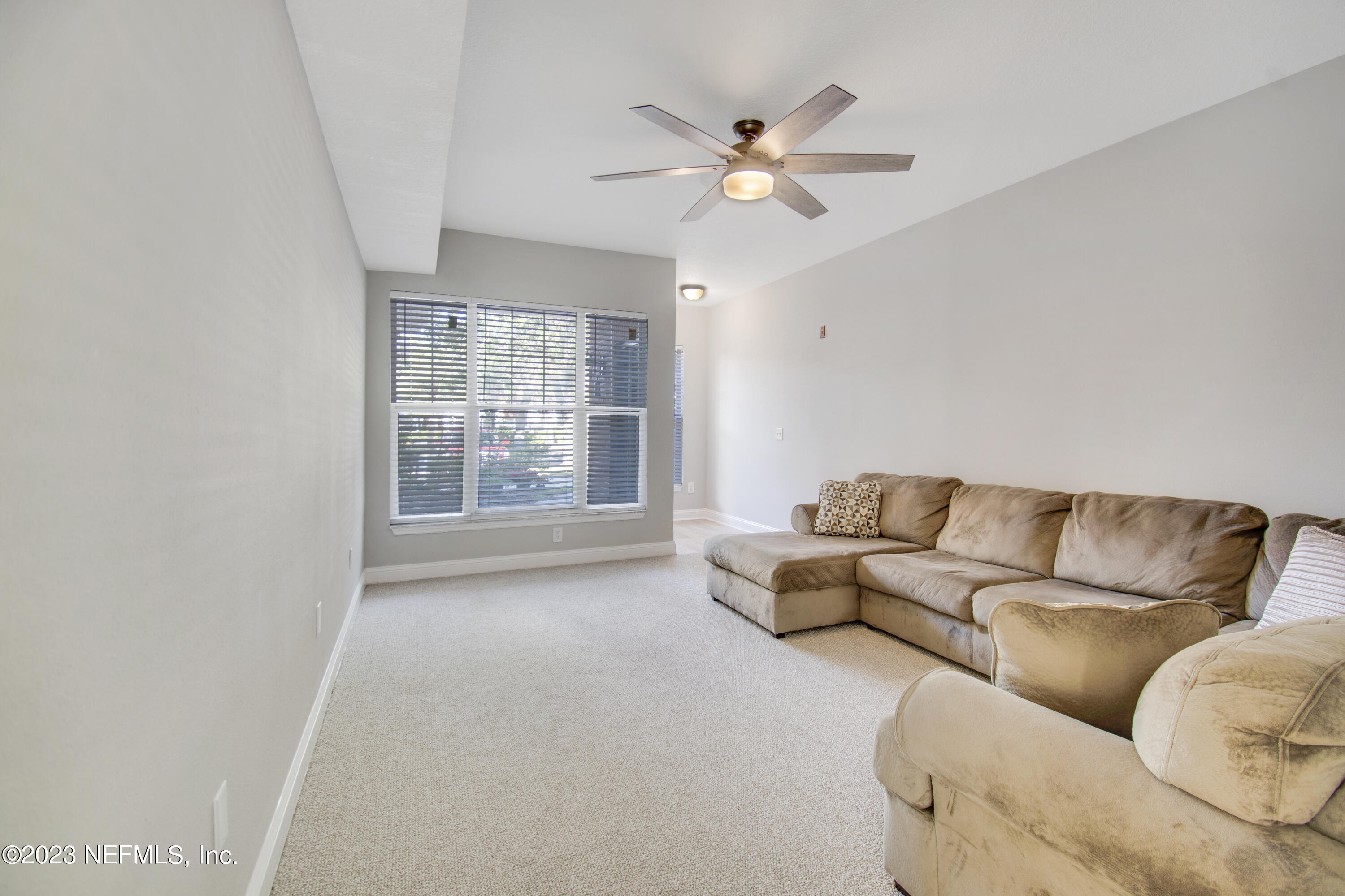 19109 HARBOUR VISTA Circle