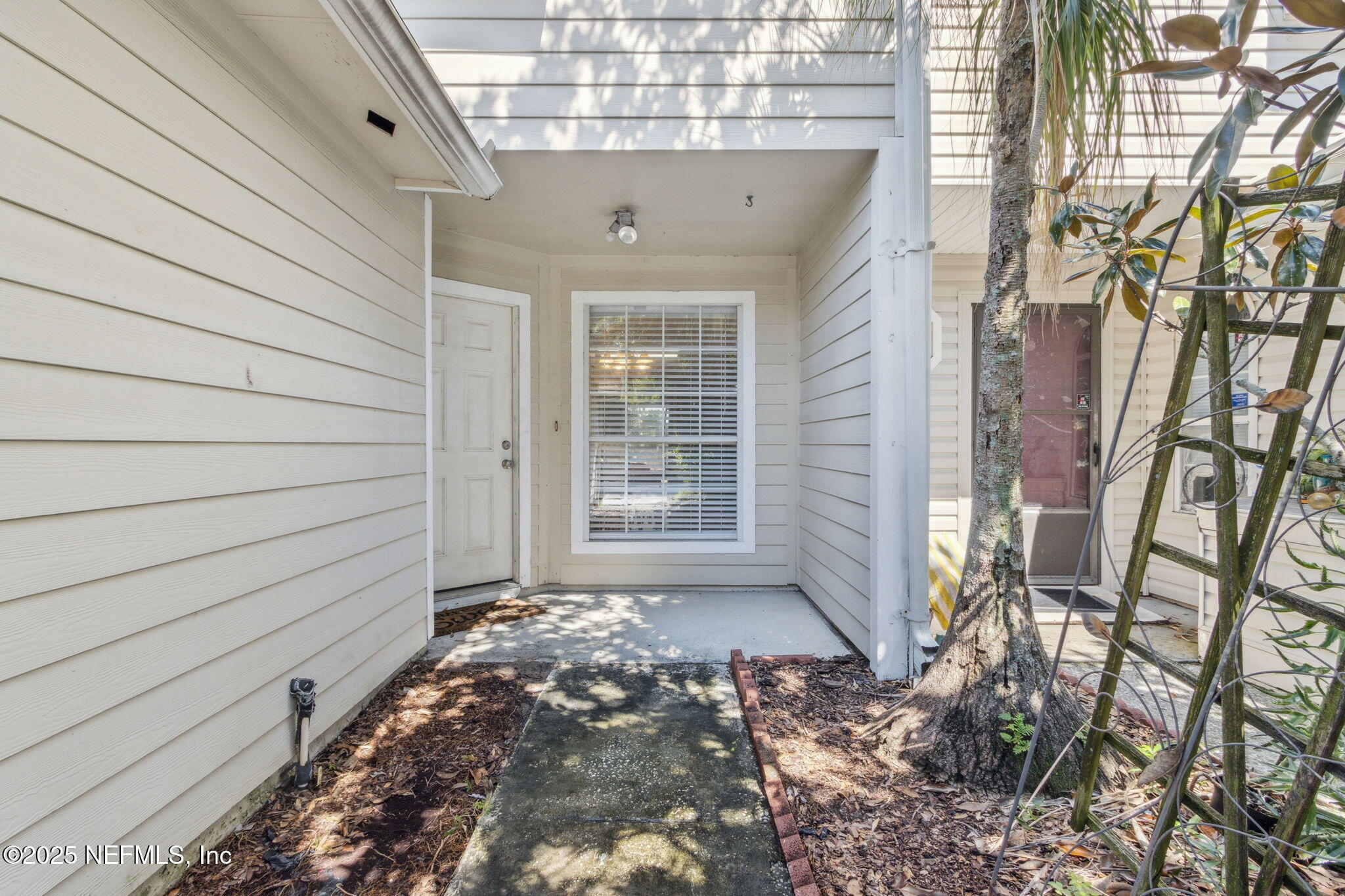 3586 RAIN FOREST Drive W