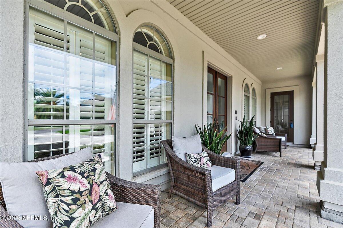 112 SAWBILL PALM Drive