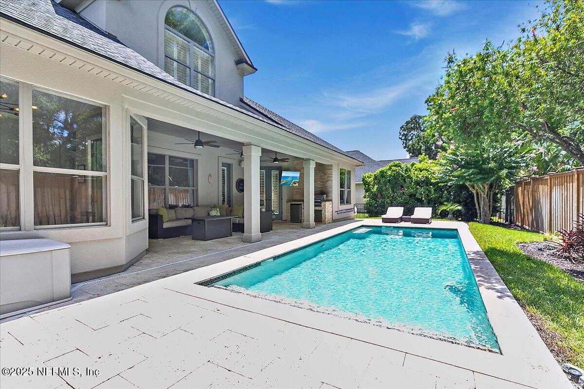 112 SAWBILL PALM Drive