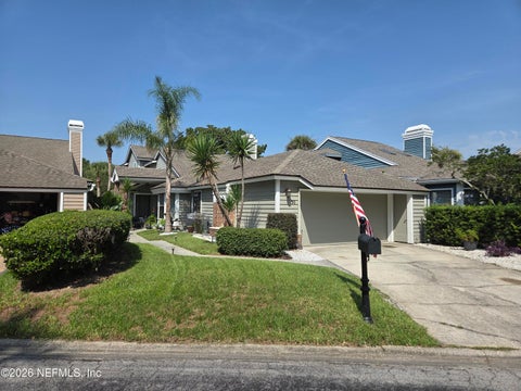 Photo of 30 WALKERS RIDGE Court, Ponte Vedra Beach, FL 32082 (MLS # 2162257)